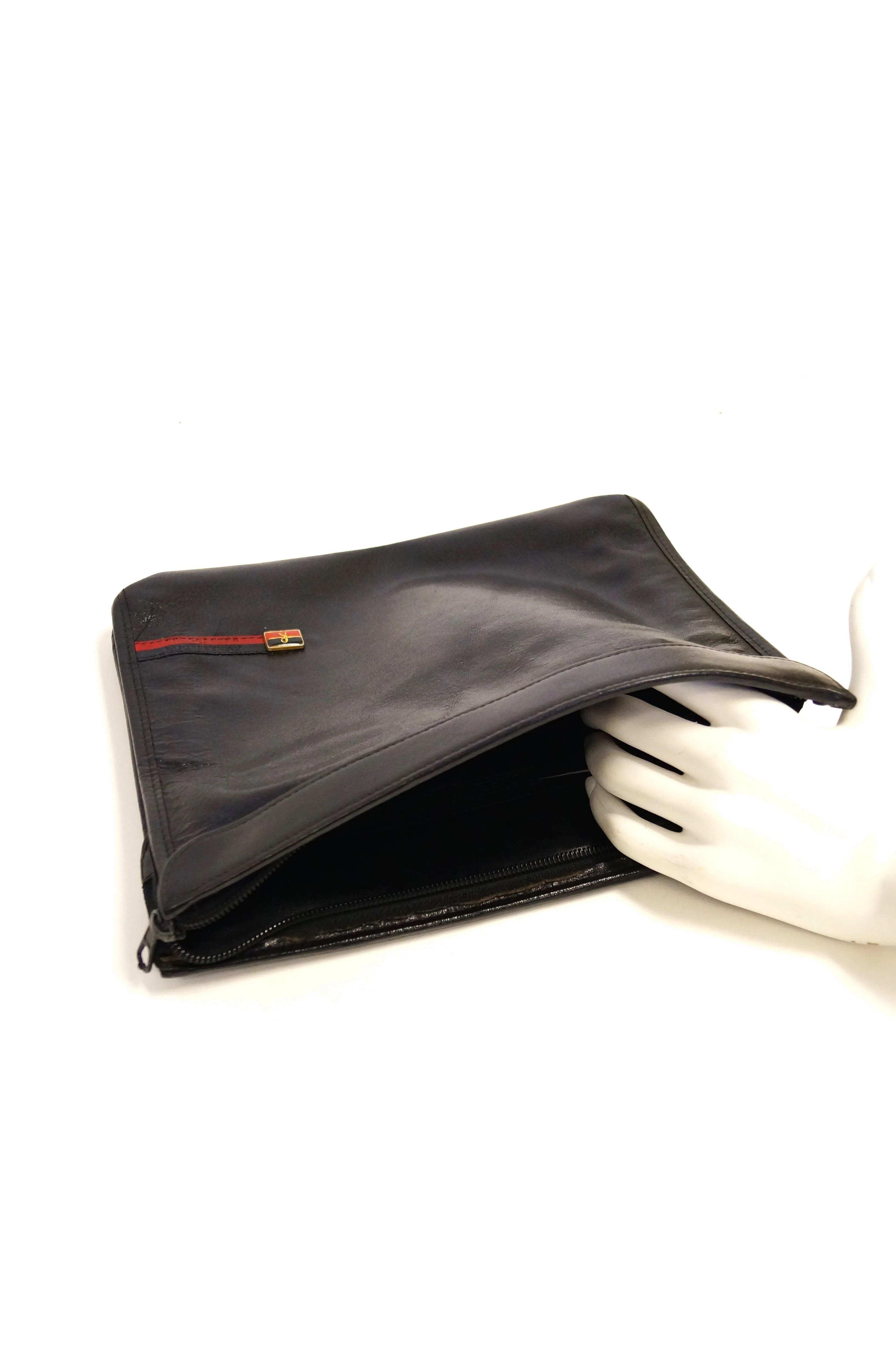1970s Roberta di Camerino Large Black Pebbled Leather Clutch with Ribbon Detail