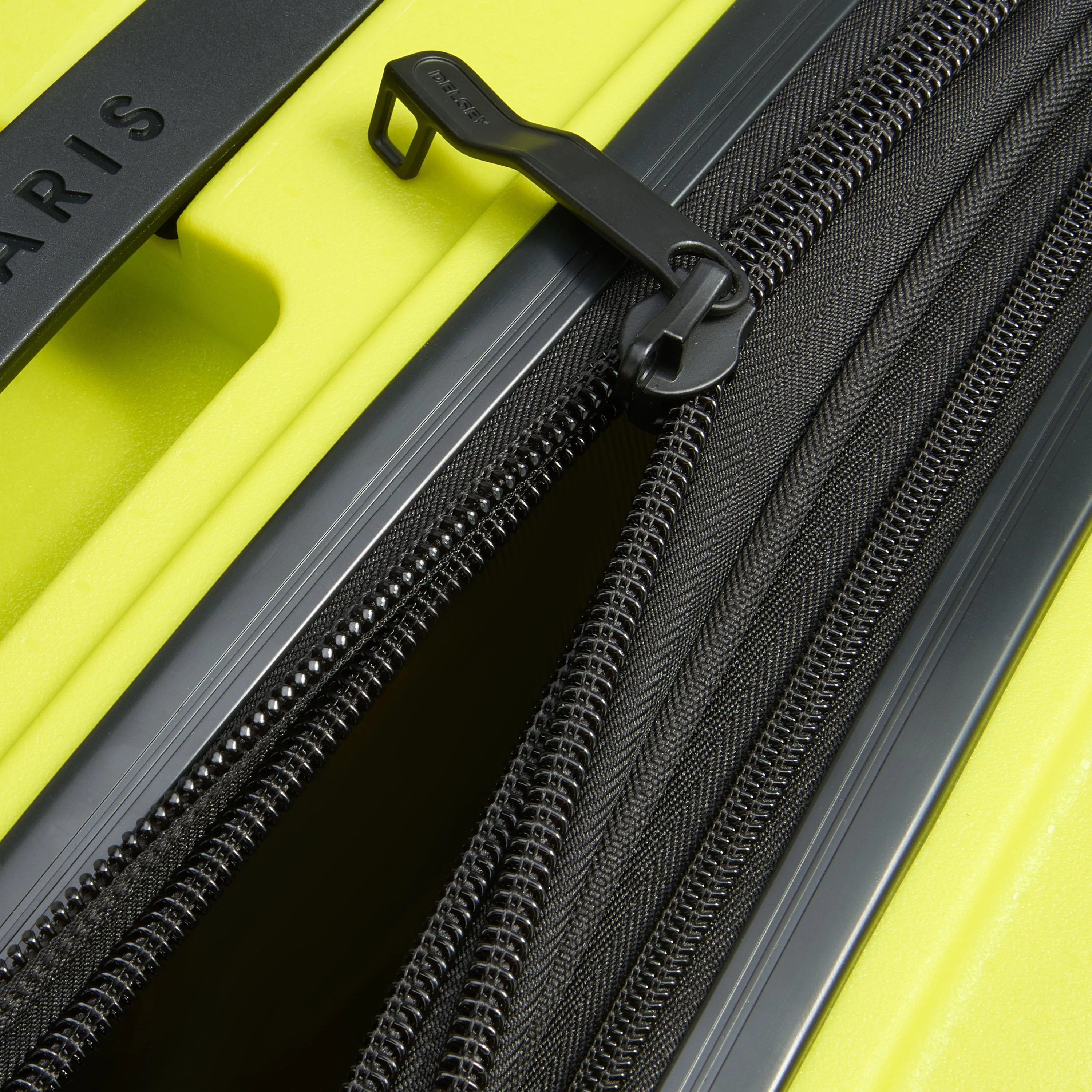BELMONT PLUS - XL Expandable (76cm) Recycled Material