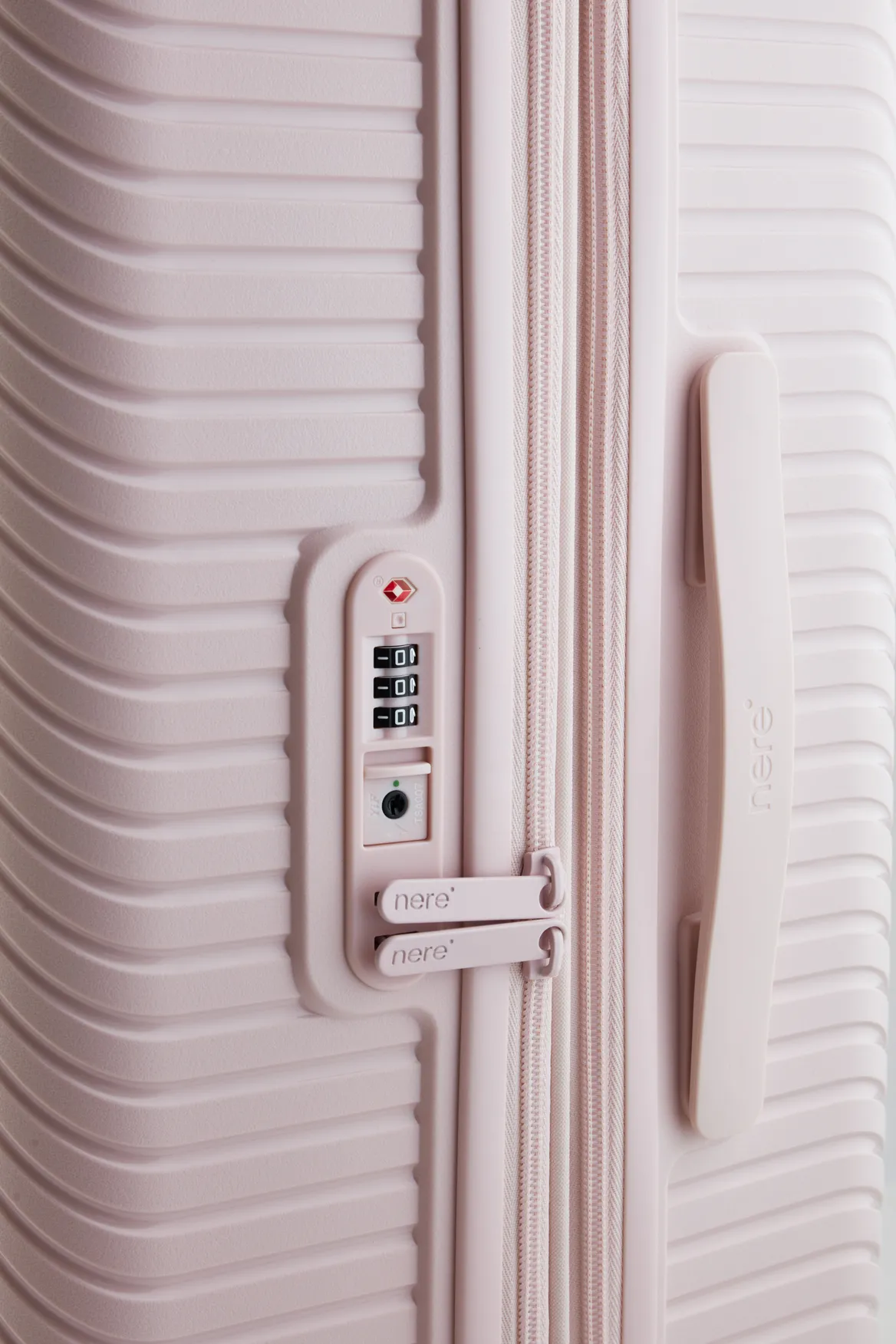 Bondi Check-In 80cm Suitcase