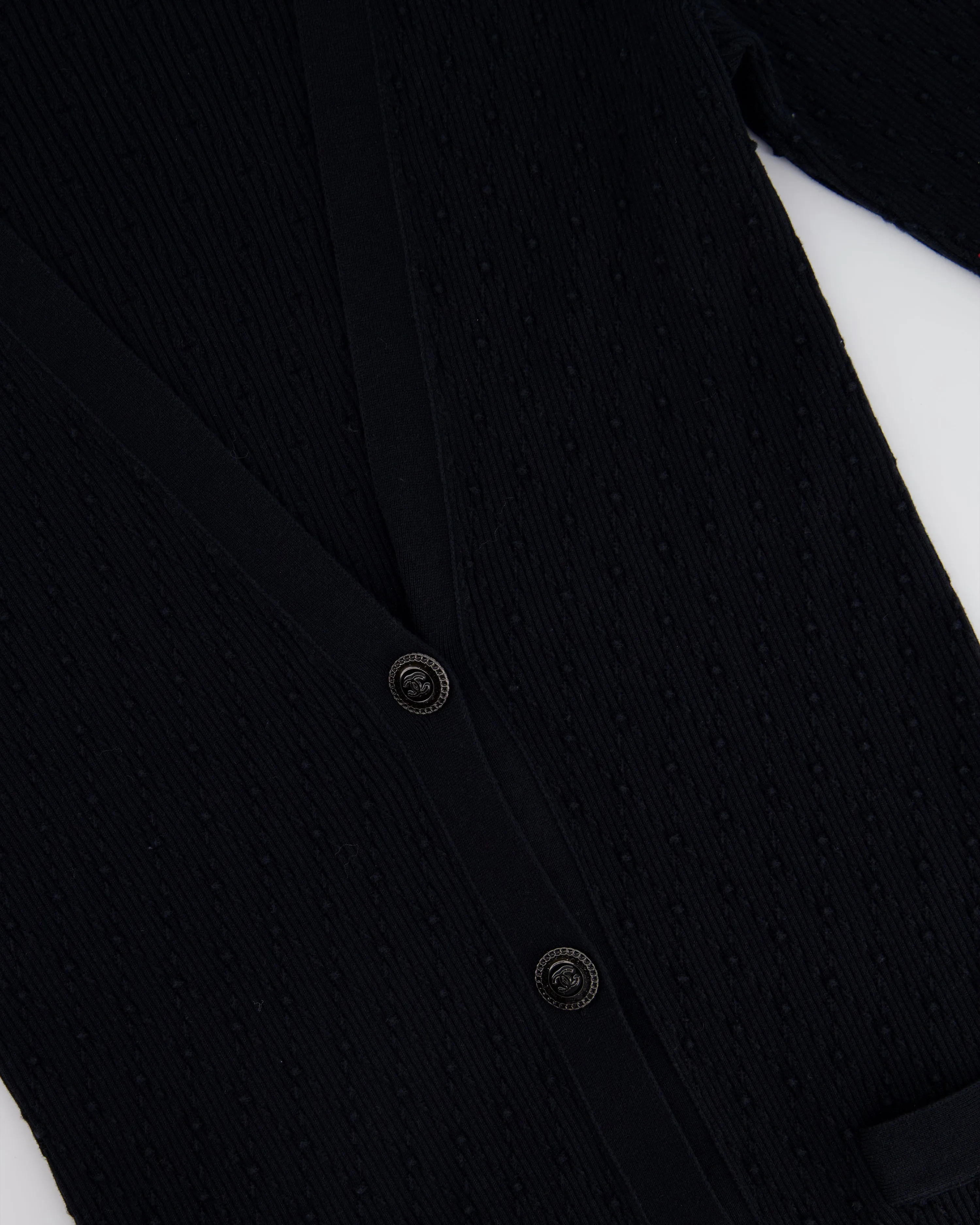 Chanel 16P Black Ribbed Cardigan with Shoulder Button Detail FR 34 (UK 6) RRP ??2,450
