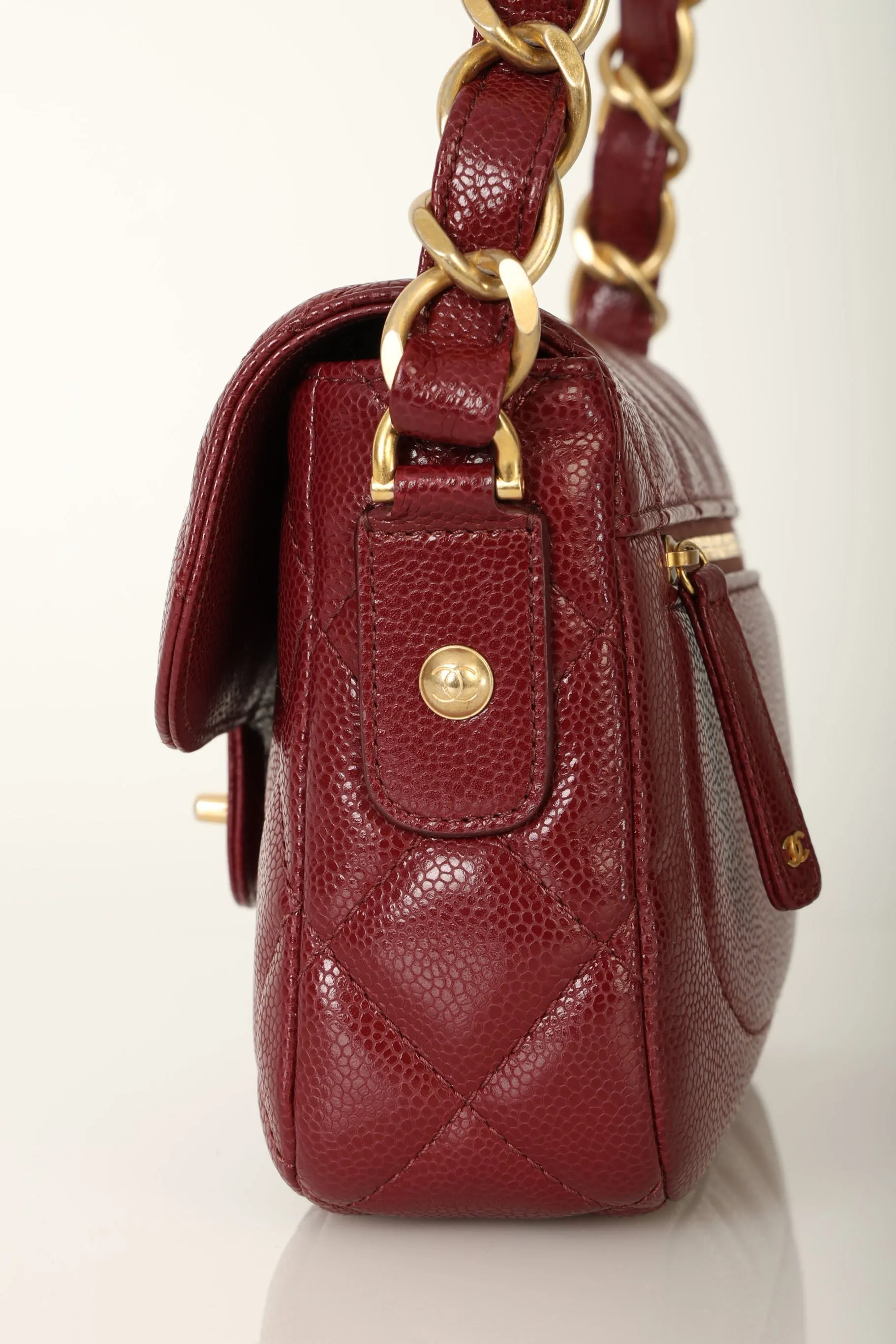 Chanel 2022 Caviar Chain Shoulder Bag