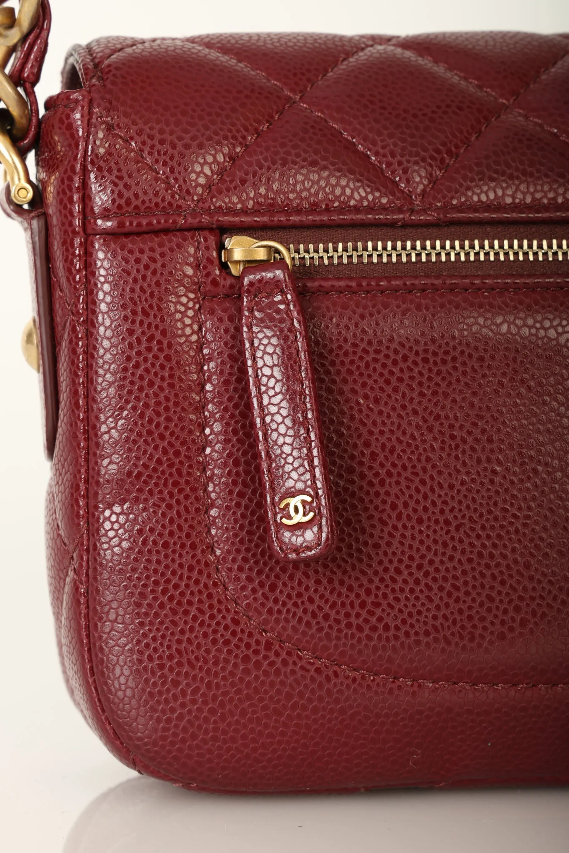 Chanel 2022 Caviar Chain Shoulder Bag