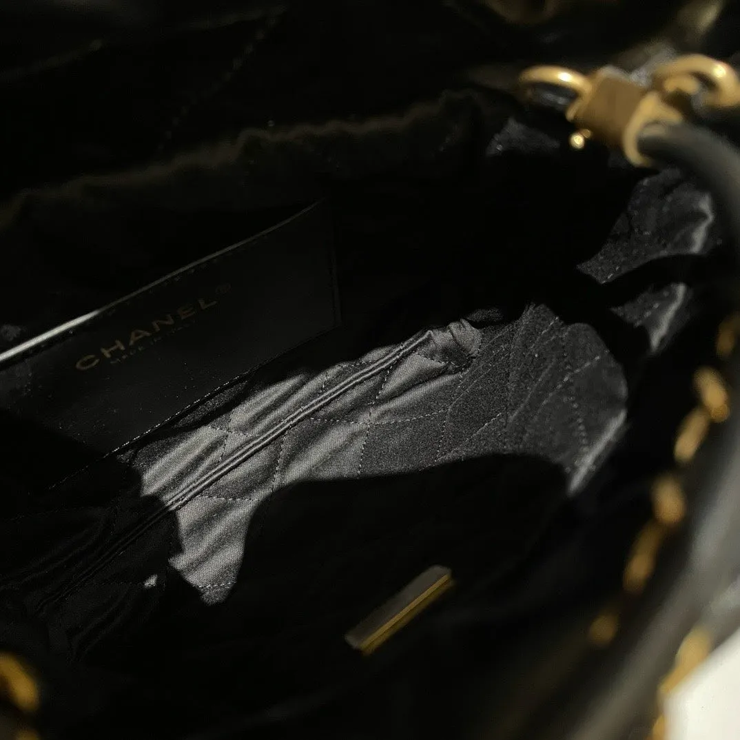 Chanel 22 Mini Bag Black Leather Shoulder Bag Brand New #13682