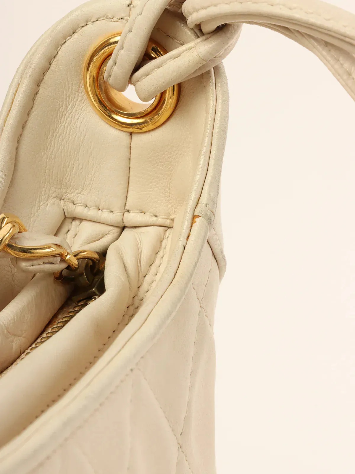 CHANEL Around 1990 Made Cc Mark Stitch Tassel Design Shoulder Bag White