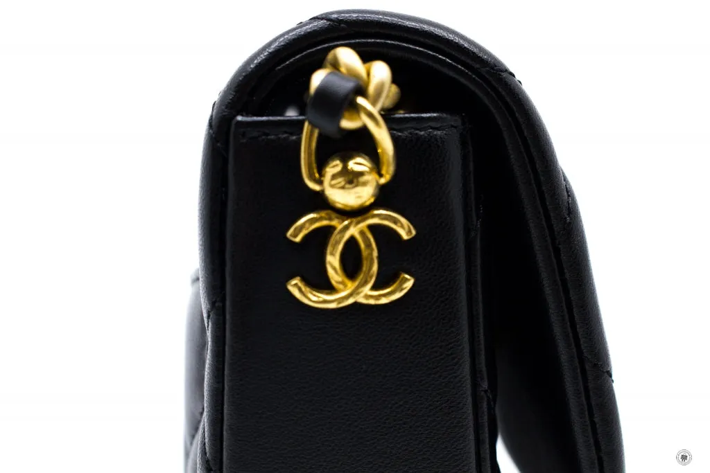 Chanel AS2733 B06356 CC Logo Flap Bag Black   94305 Calfskin Shoulder Bags Gbhw