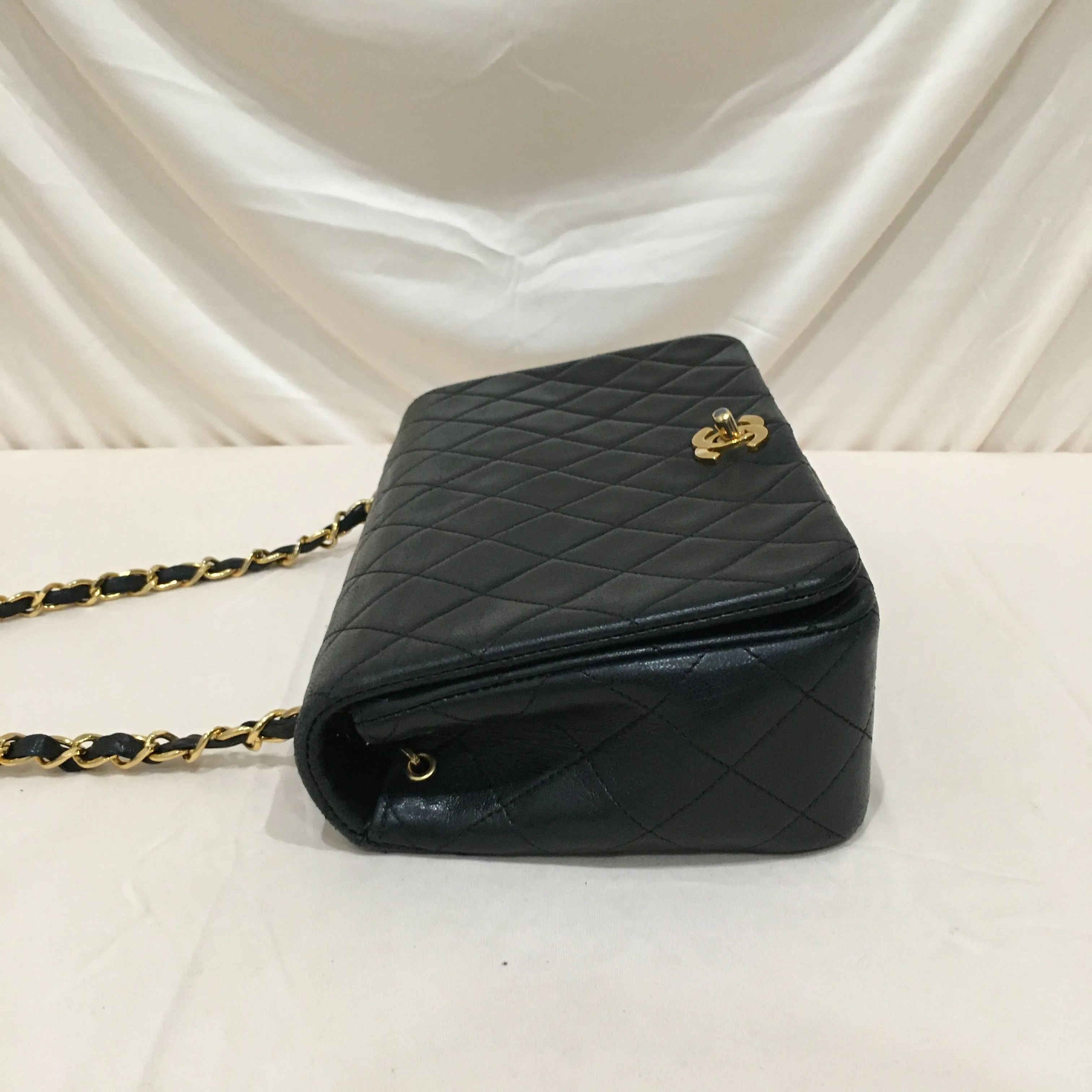 Chanel Black Leather Vintage Single Flap Shoulder Bag Sku# 73023