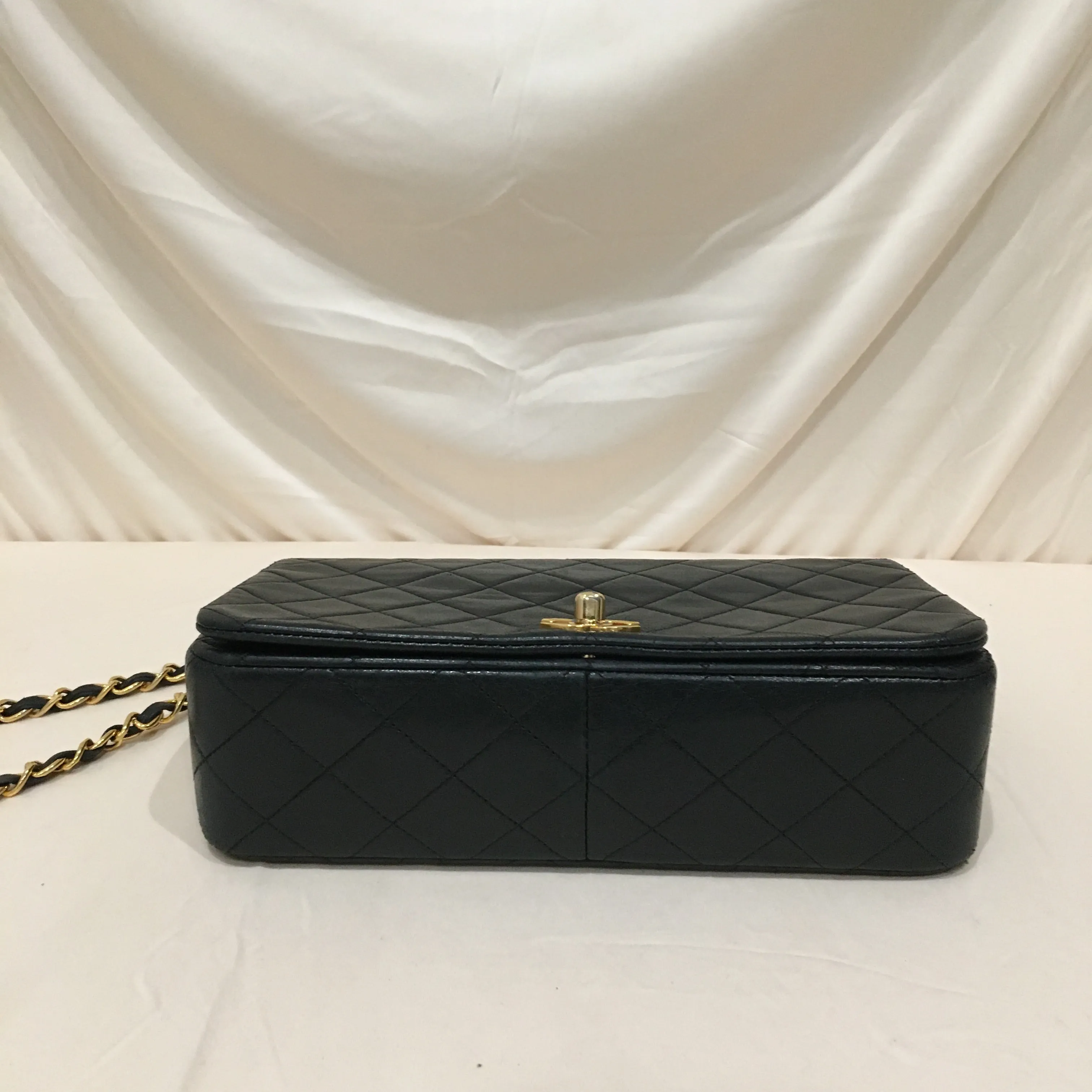 Chanel Black Leather Vintage Single Flap Shoulder Bag Sku# 73023