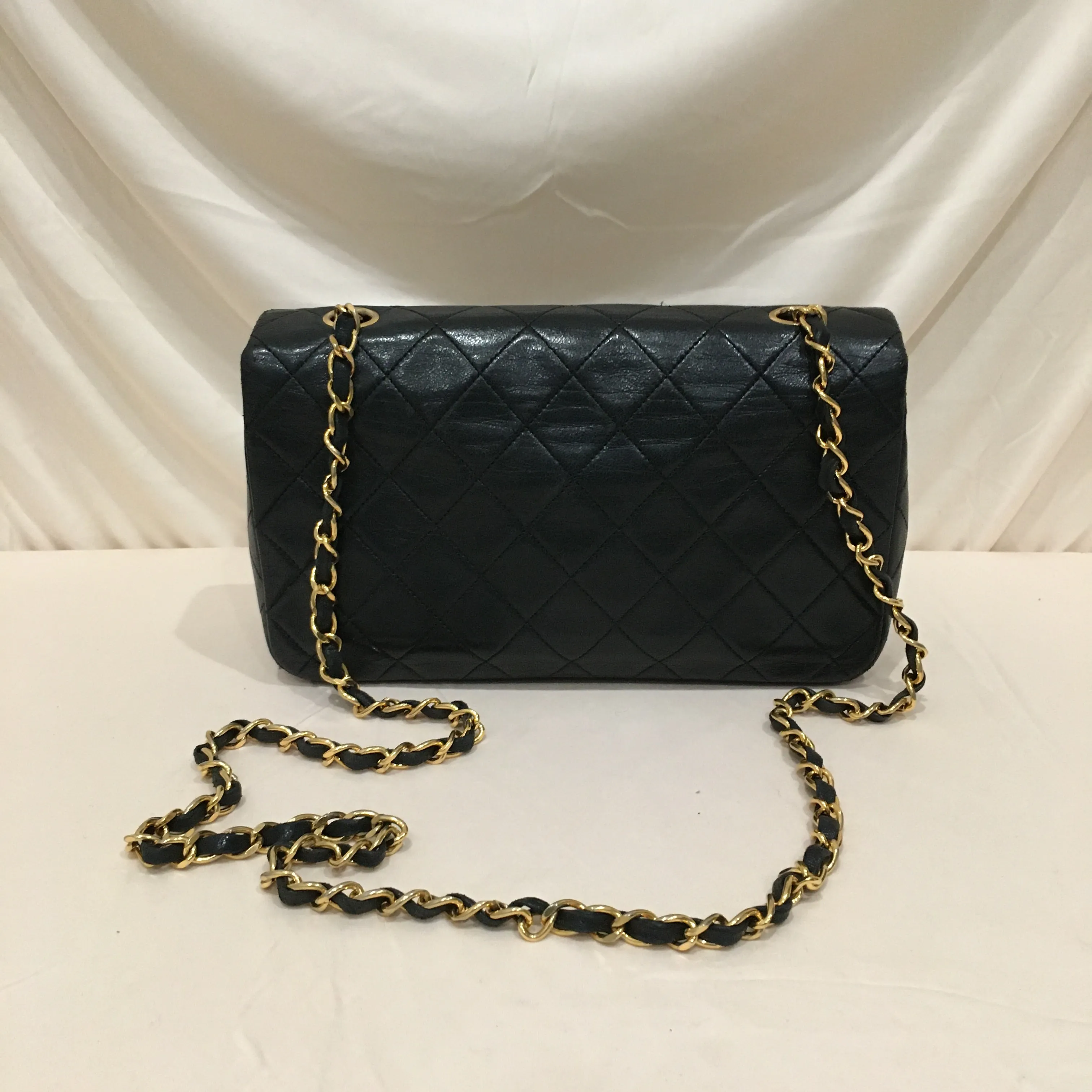 Chanel Black Leather Vintage Single Flap Shoulder Bag Sku# 73023