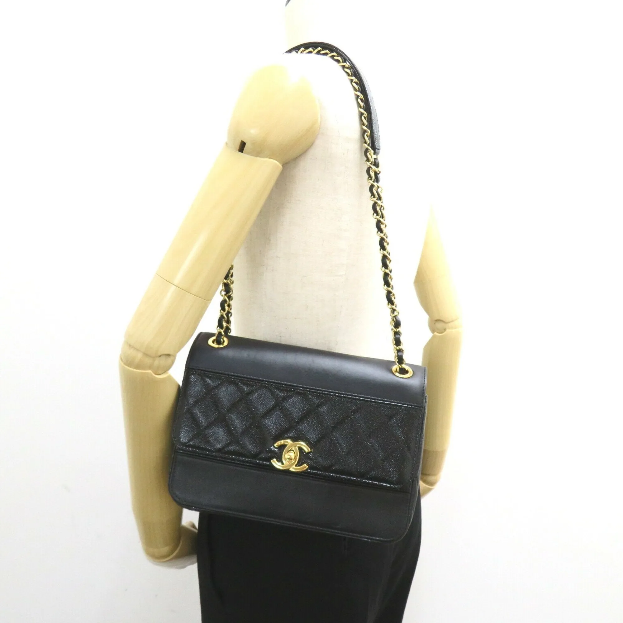 CHANEL Chain Shoulder Bag, Calfskin (Cowhide) Lambskin (Sheepskin) Women's Black AS0949