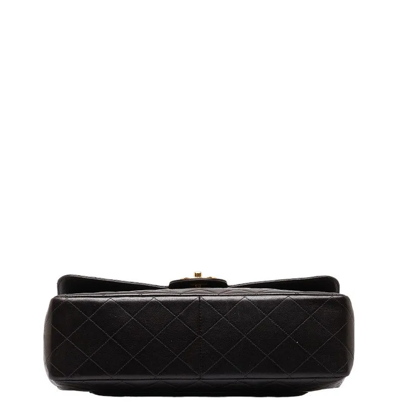 Chanel Jumbo Quilted Leather Single Flap Bag Leather Shoulder Bag in Good condition