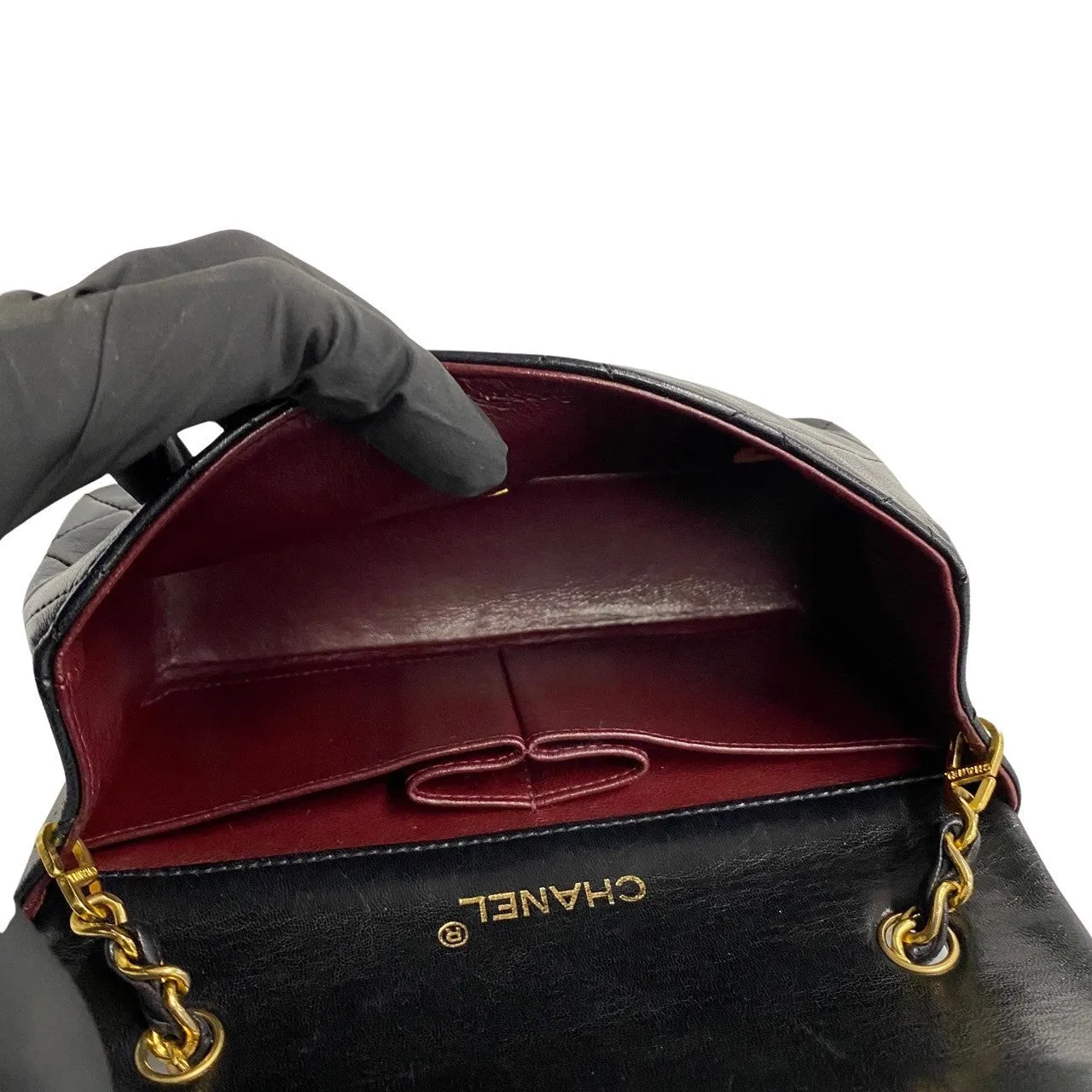 Chanel Matelasse Lambskin Full Flap 19Cm Leather Mini Shoulder Bag Leather Shoulder Bag 64159 in Good condition