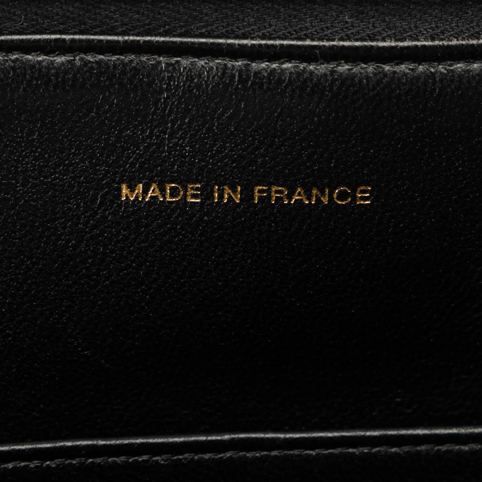 Chanel Quilted Lambskin Dome Shoulder Bag (SHG-BDgoe5)