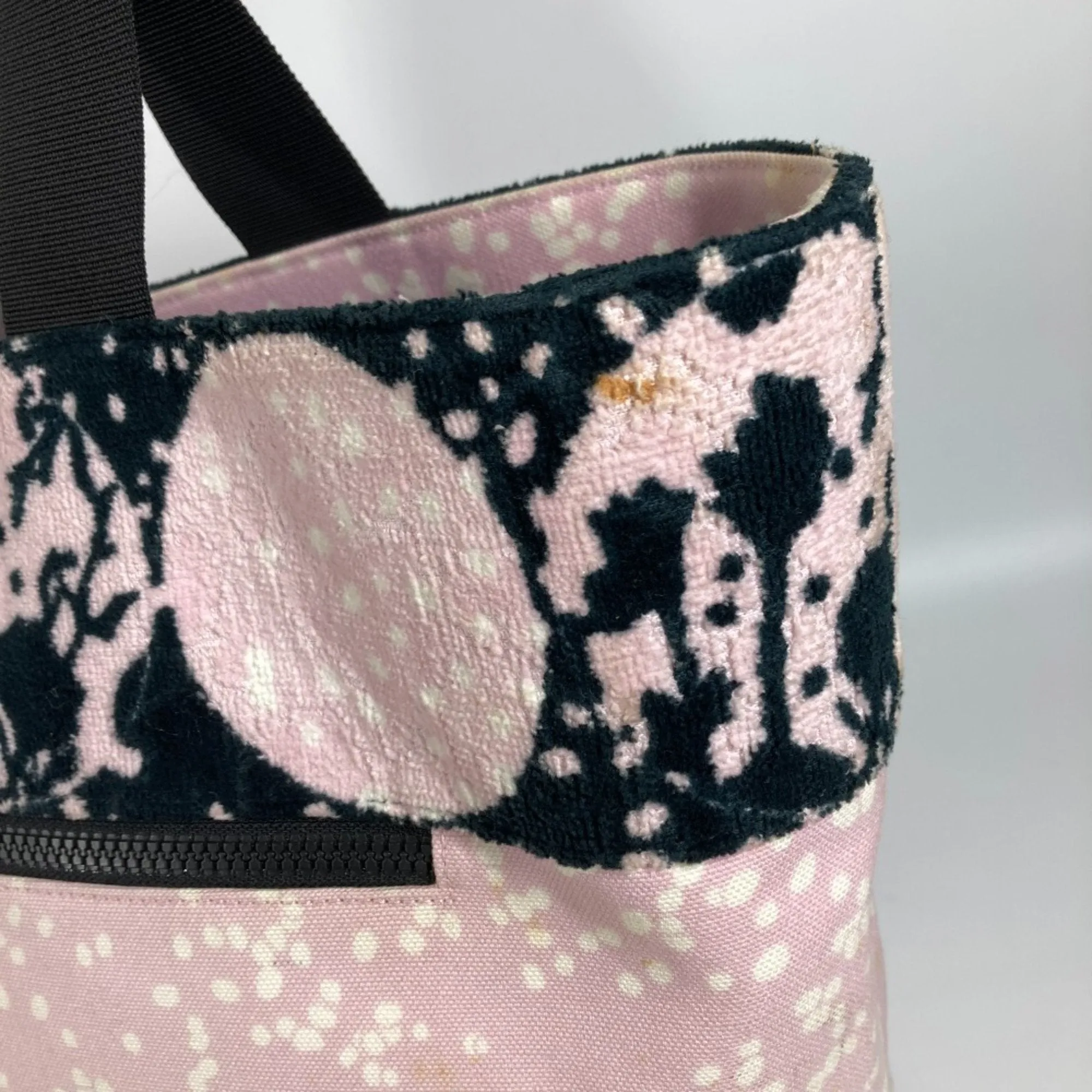 CHANEL Shopping Shoulder Bag
