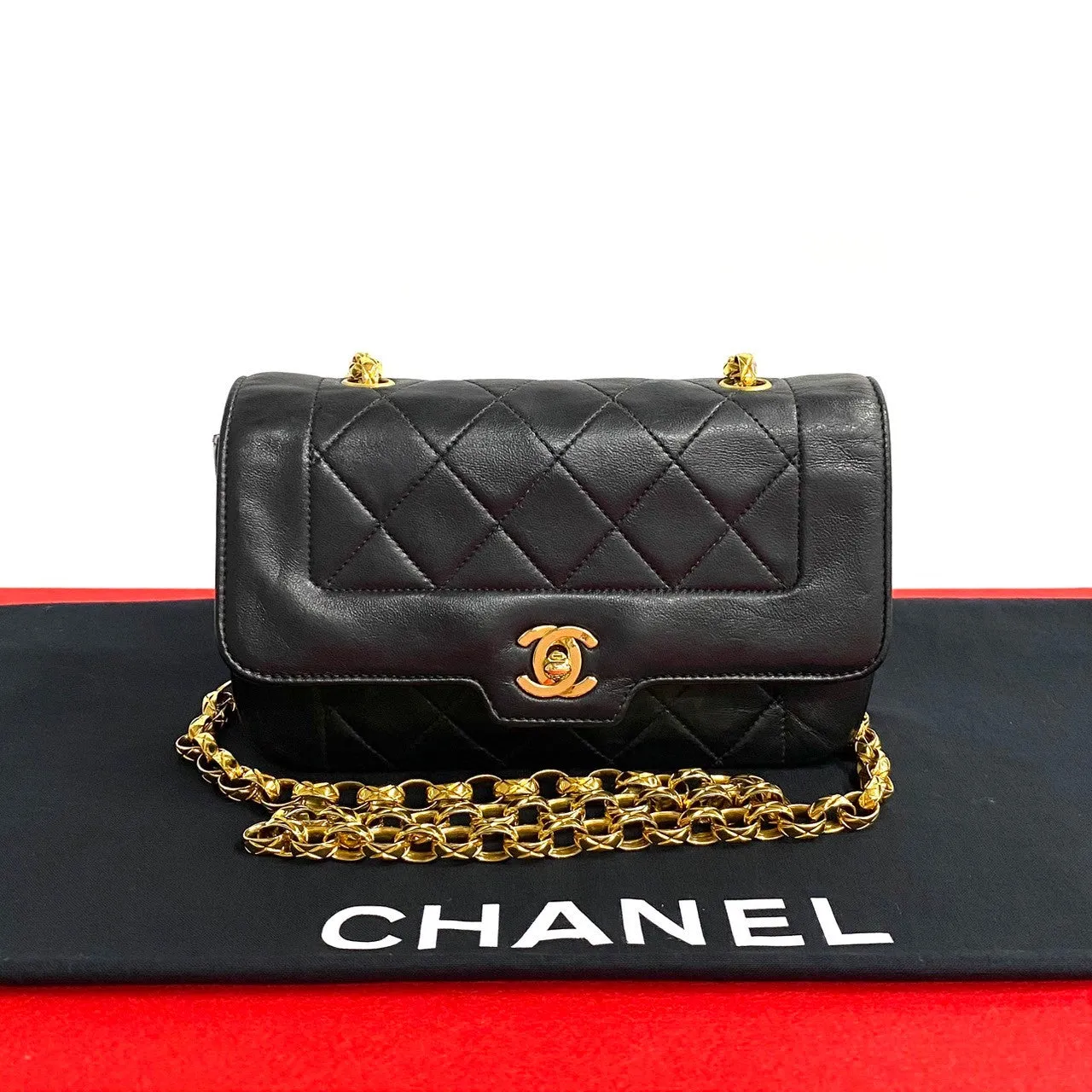 CHANEL Shoulder Bag lambskin black Matrasse