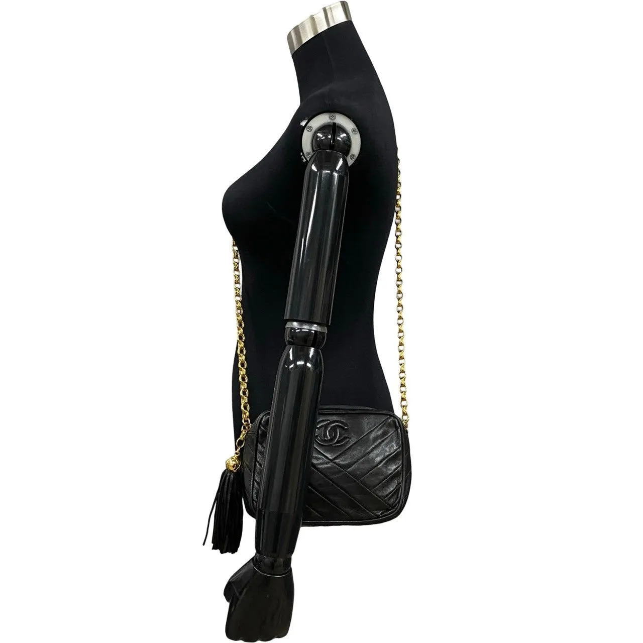 CHANEL Shoulder Bag lambskin black Matrasse