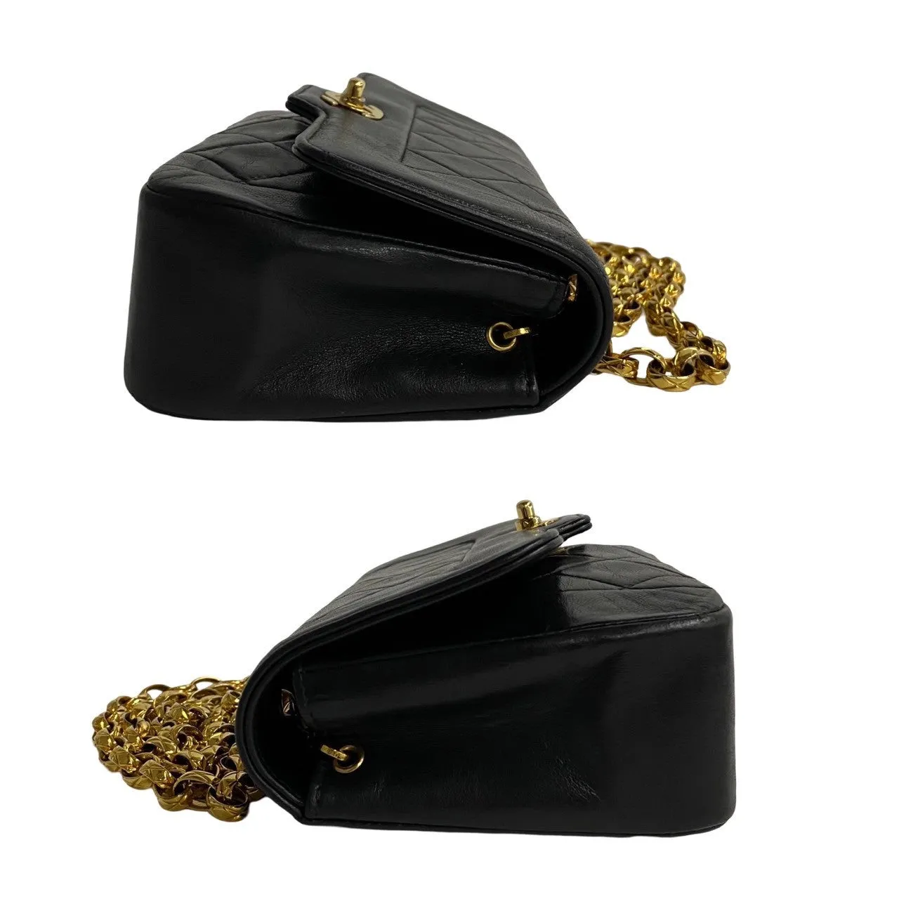 CHANEL Shoulder Bag lambskin black Matrasse