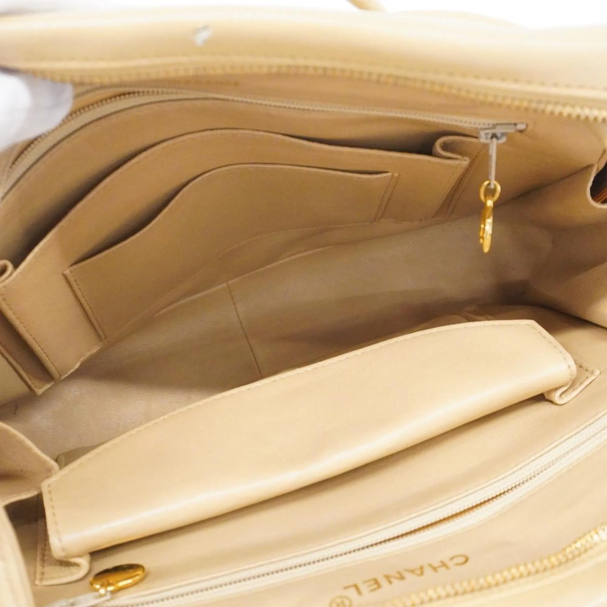 Chanel Shoulder Bag V Stitch Lambskin Beige Women's