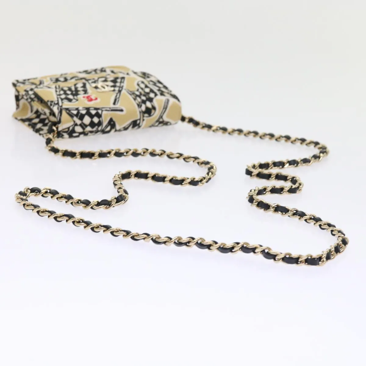 CHANEL Shoulder Bag
