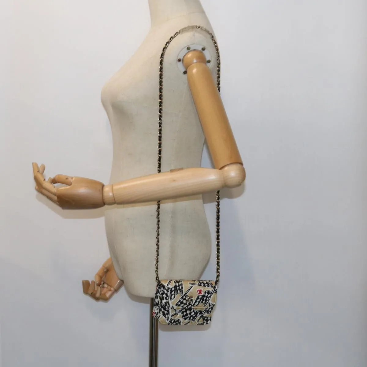 CHANEL Shoulder Bag