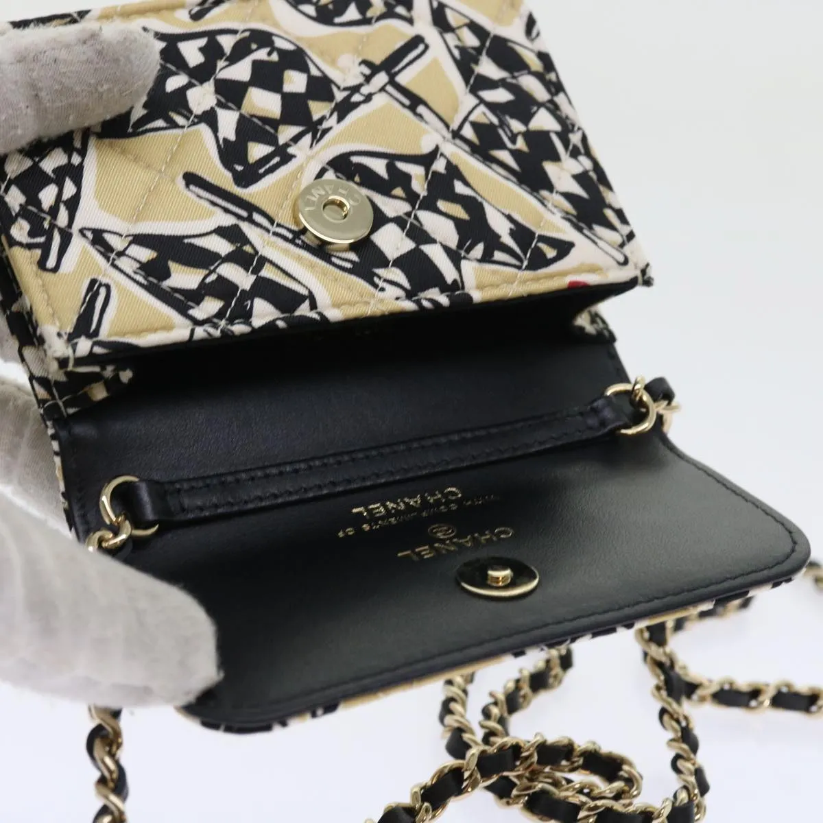 CHANEL Shoulder Bag