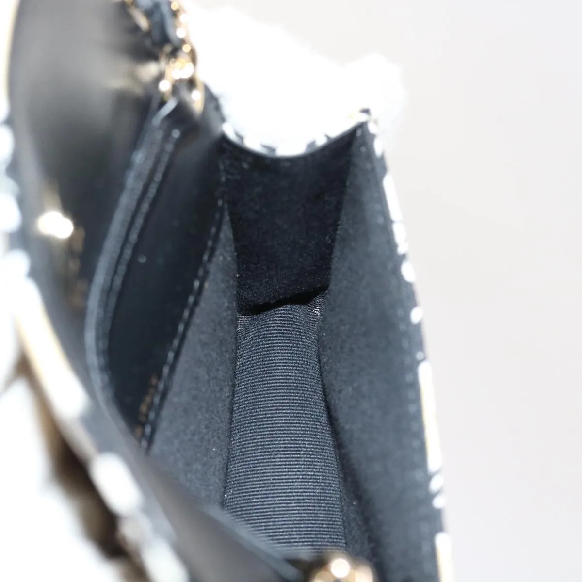 CHANEL Shoulder Bag