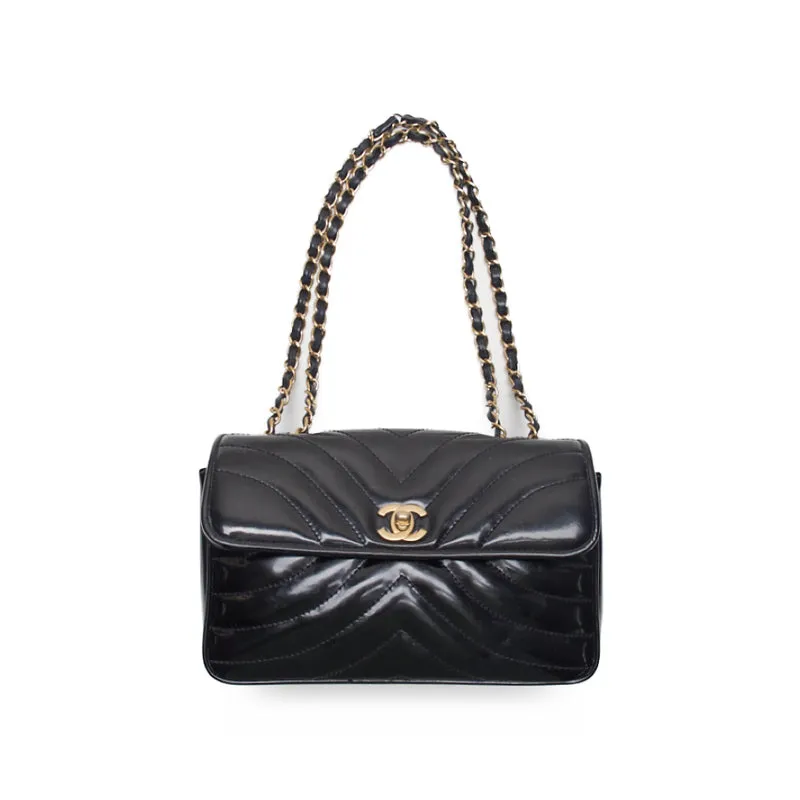 Chanel V-stick Turn-Lock Chain Shoulder Emal Black  Shoulder Bag  Shoulder Bag Mini Shoulder Ladies Bag Hybrid ?? Ship?? SS Himalan Bookstore Online