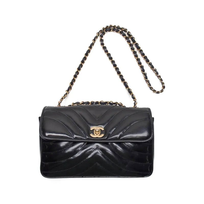 Chanel V-stick Turn-Lock Chain Shoulder Emal Black  Shoulder Bag  Shoulder Bag Mini Shoulder Ladies Bag Hybrid ?? Ship?? SS Himalan Bookstore Online