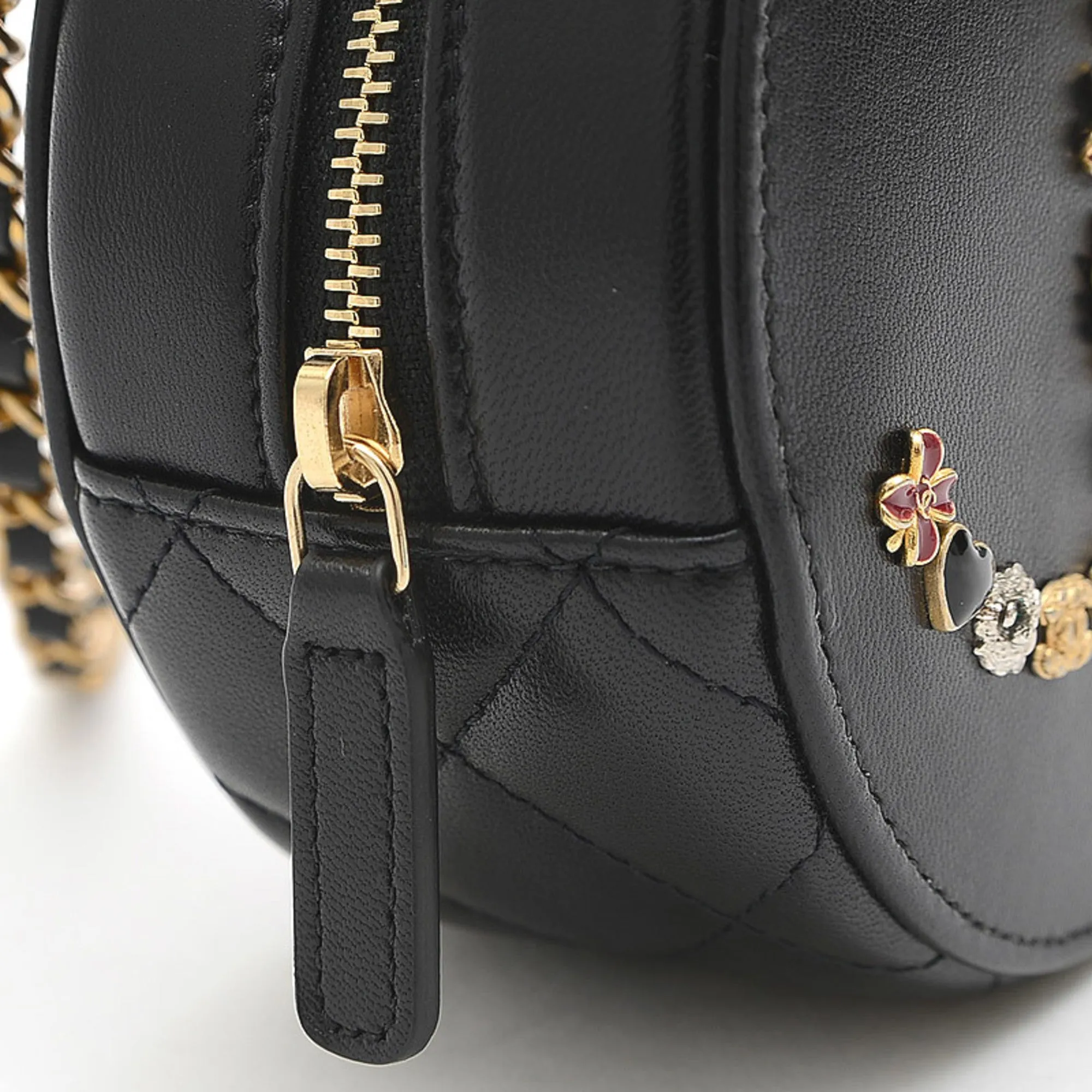 Chanel Women's Leather Shoulder Bag Black