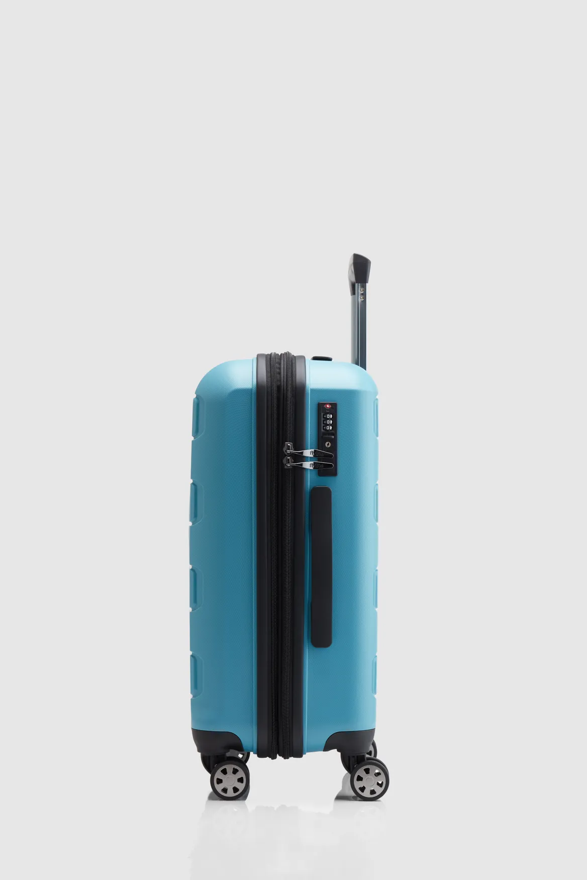 Clovelly Carry-On 56cm Suitcase