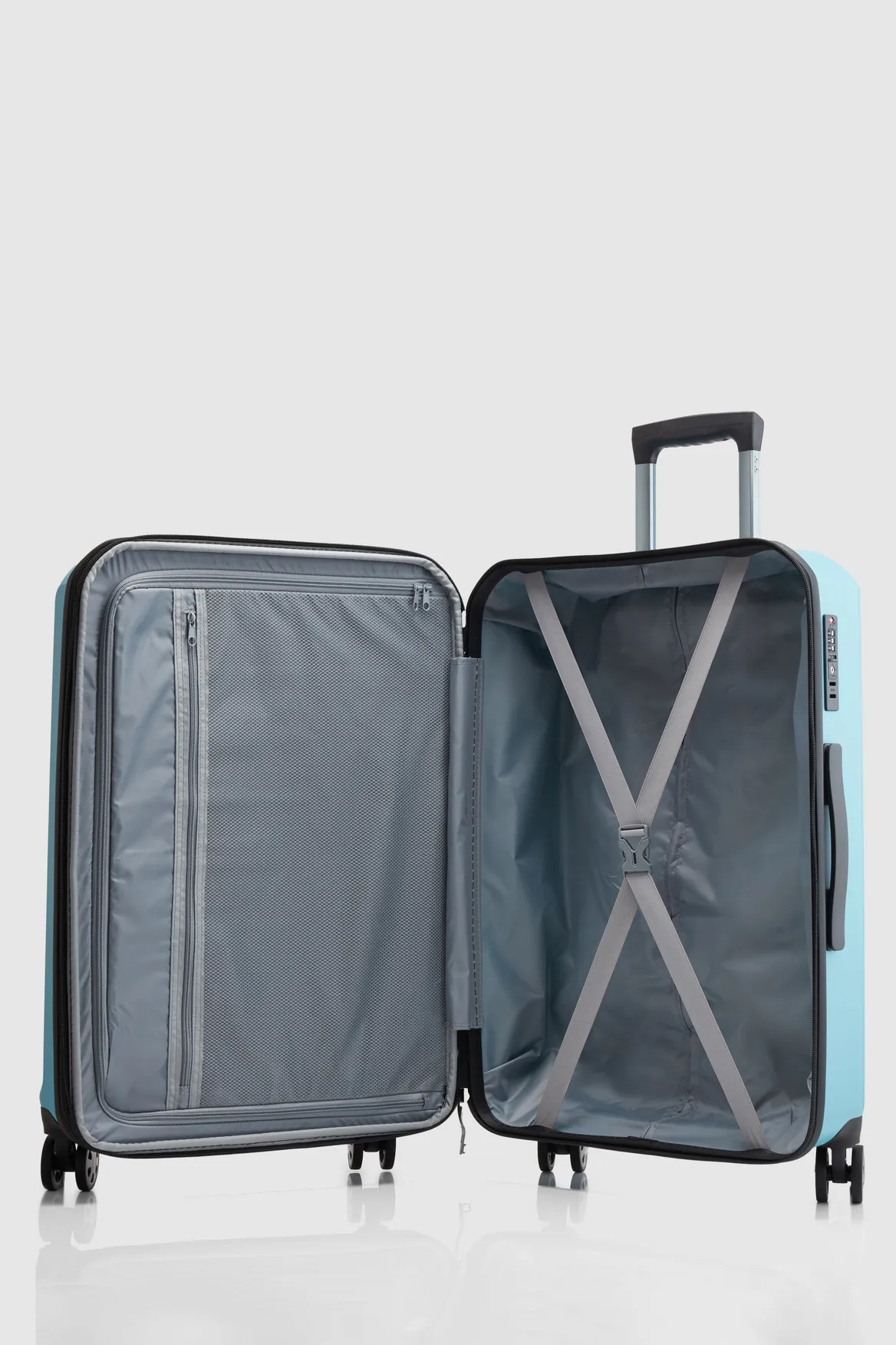 Clovelly Check-In 67cm Suitcase