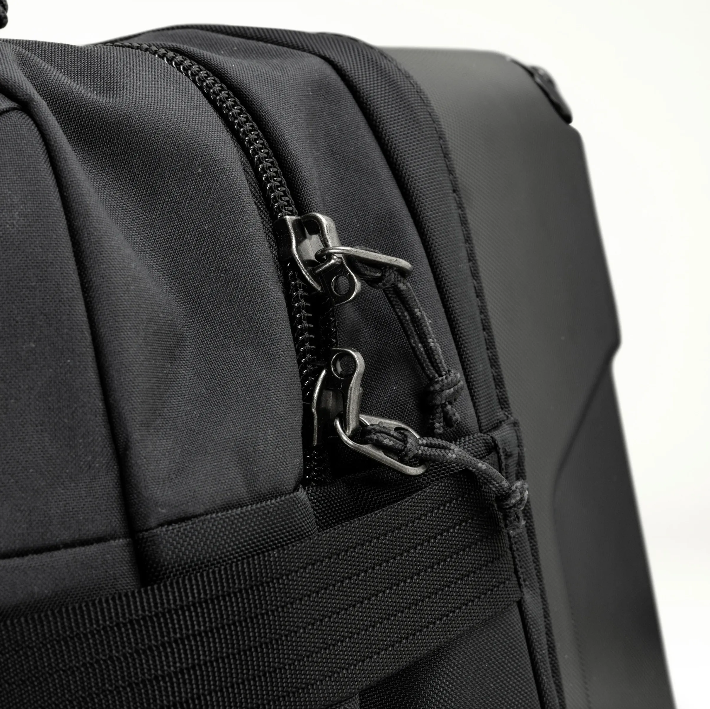 Fjallraven Frden Two Wheel Carry-On  35L