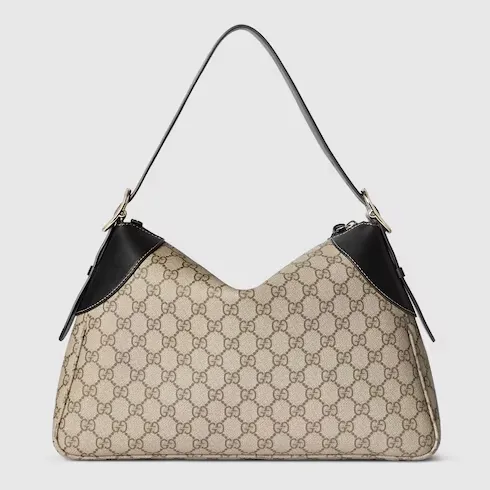 GG Emblem medium shoulder bag