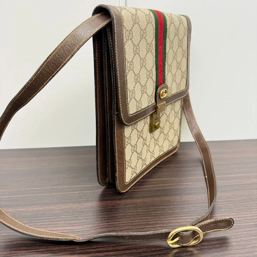 Gucci Vintage GG Supreme Canvas Shoulder Bag Brown Medium