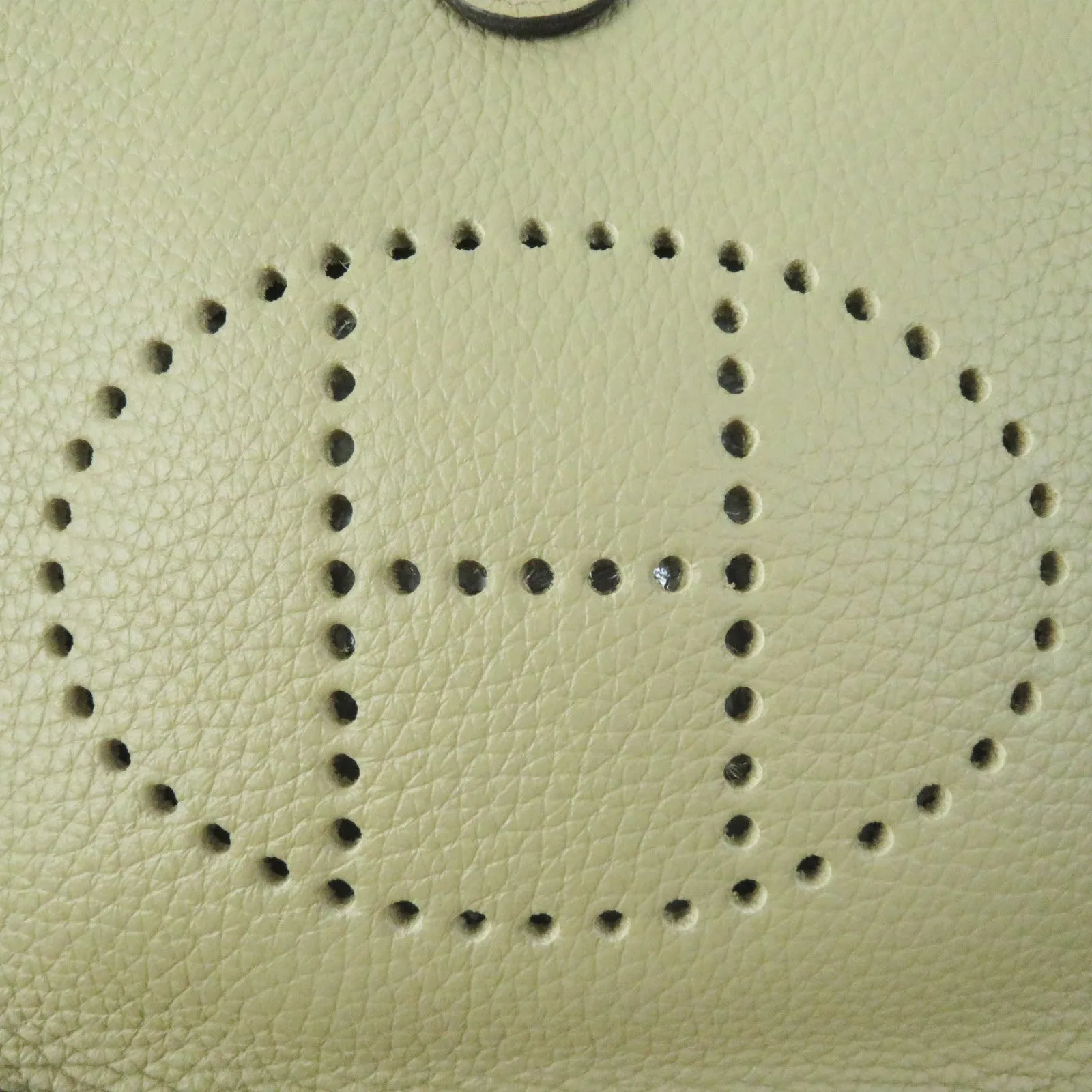 HERMES Shoulder Bag Taurillon Clemence Beige Alpha Evelyn TPM