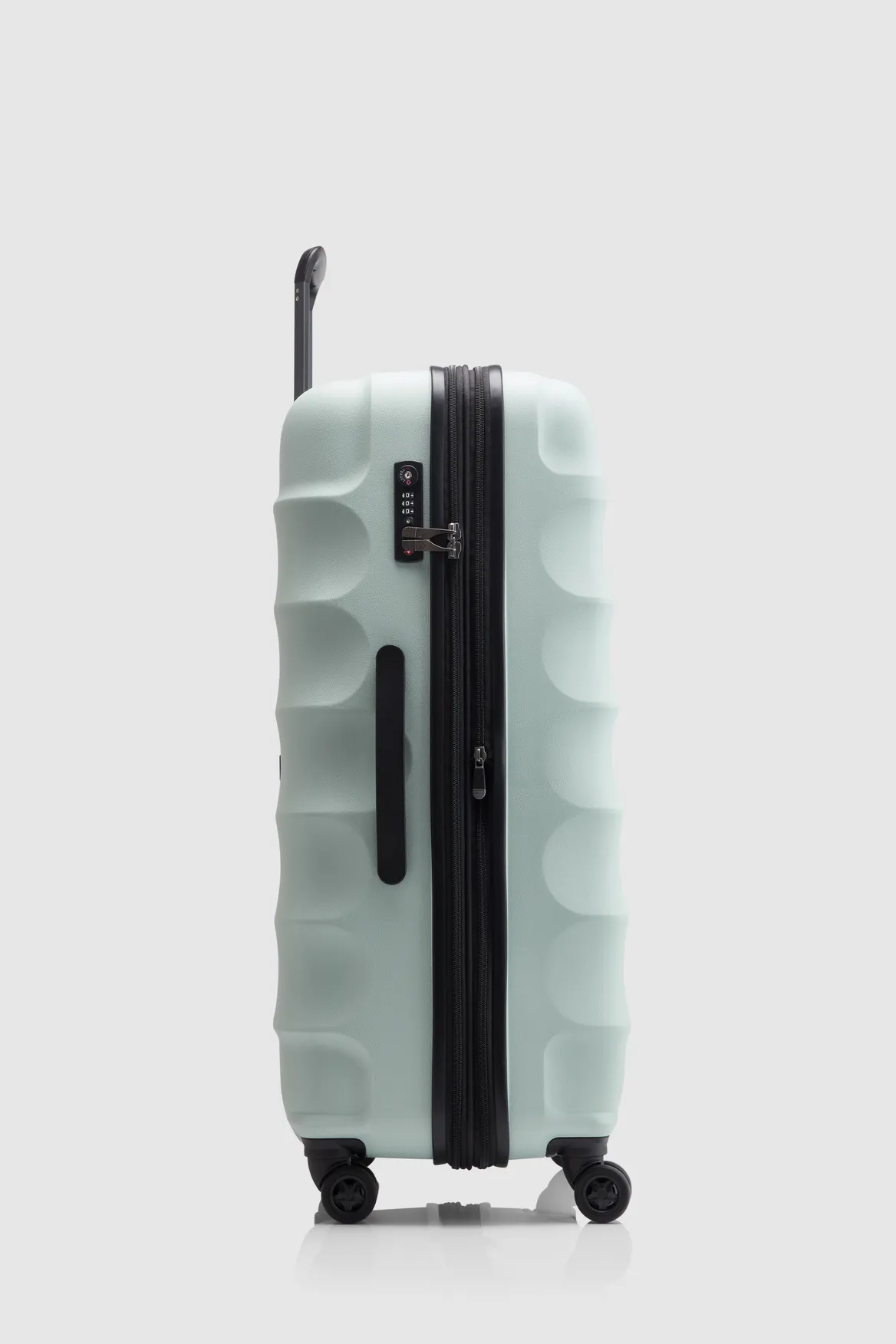 Juno Check-In 68cm Suitcase