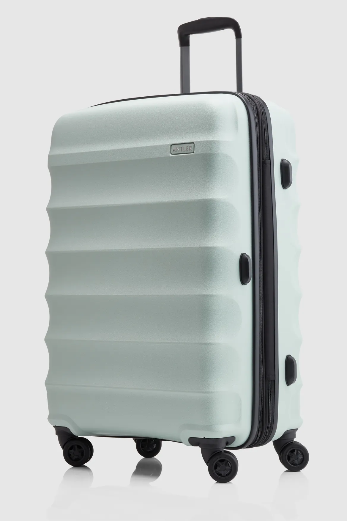 Juno Check-In 79cm Suitcase