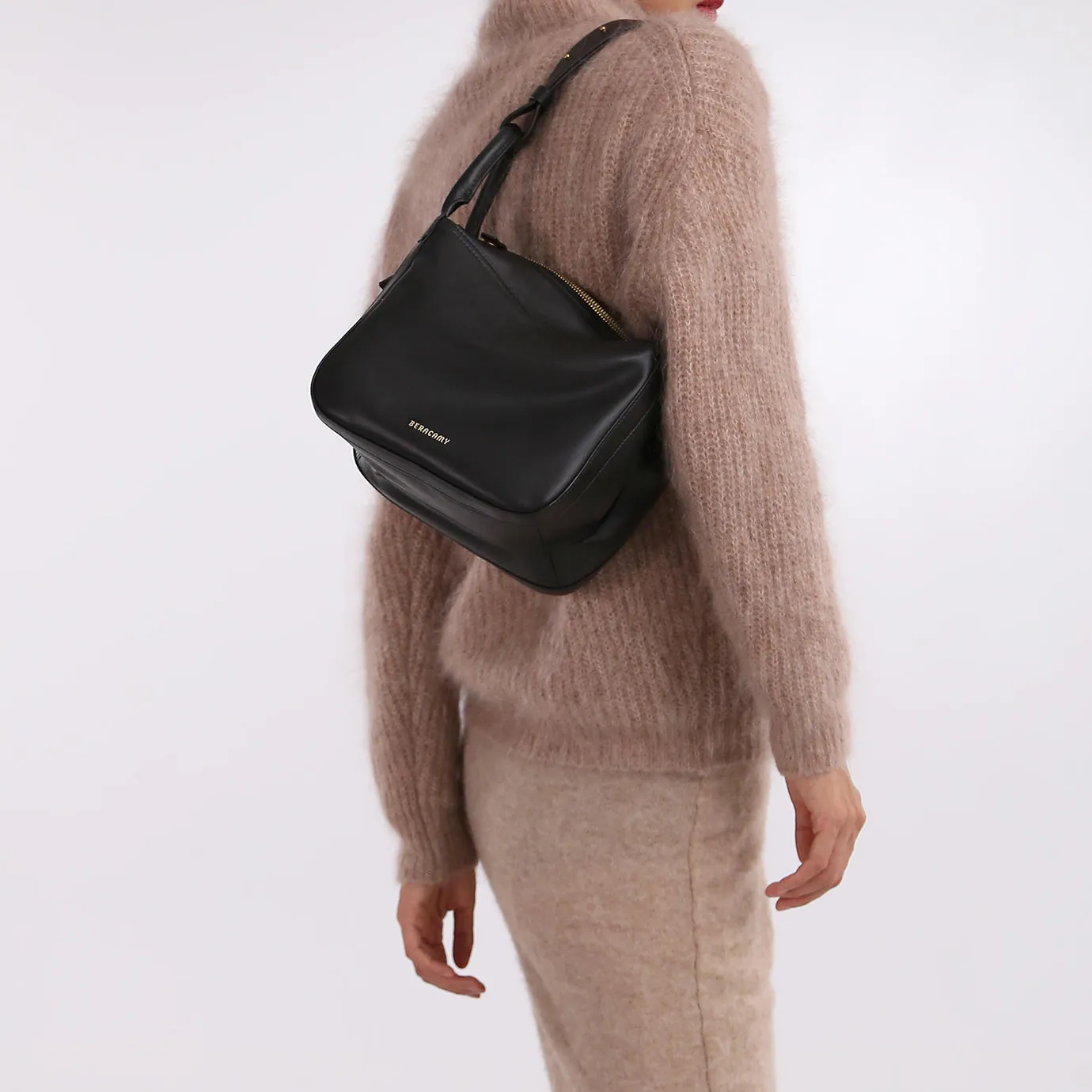 KUA Shoulder Bag - Navy