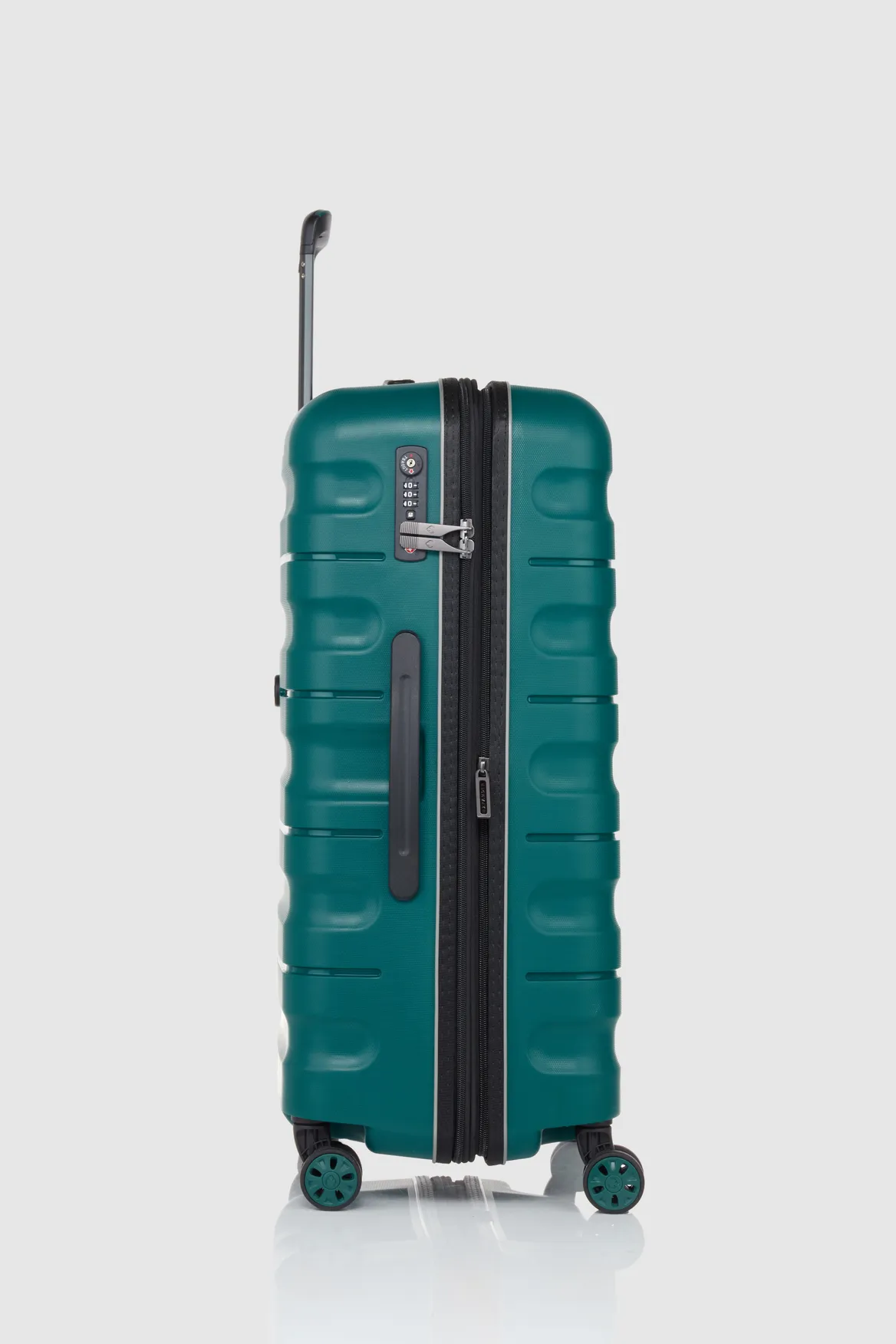 Lincoln 68cm Suitcase