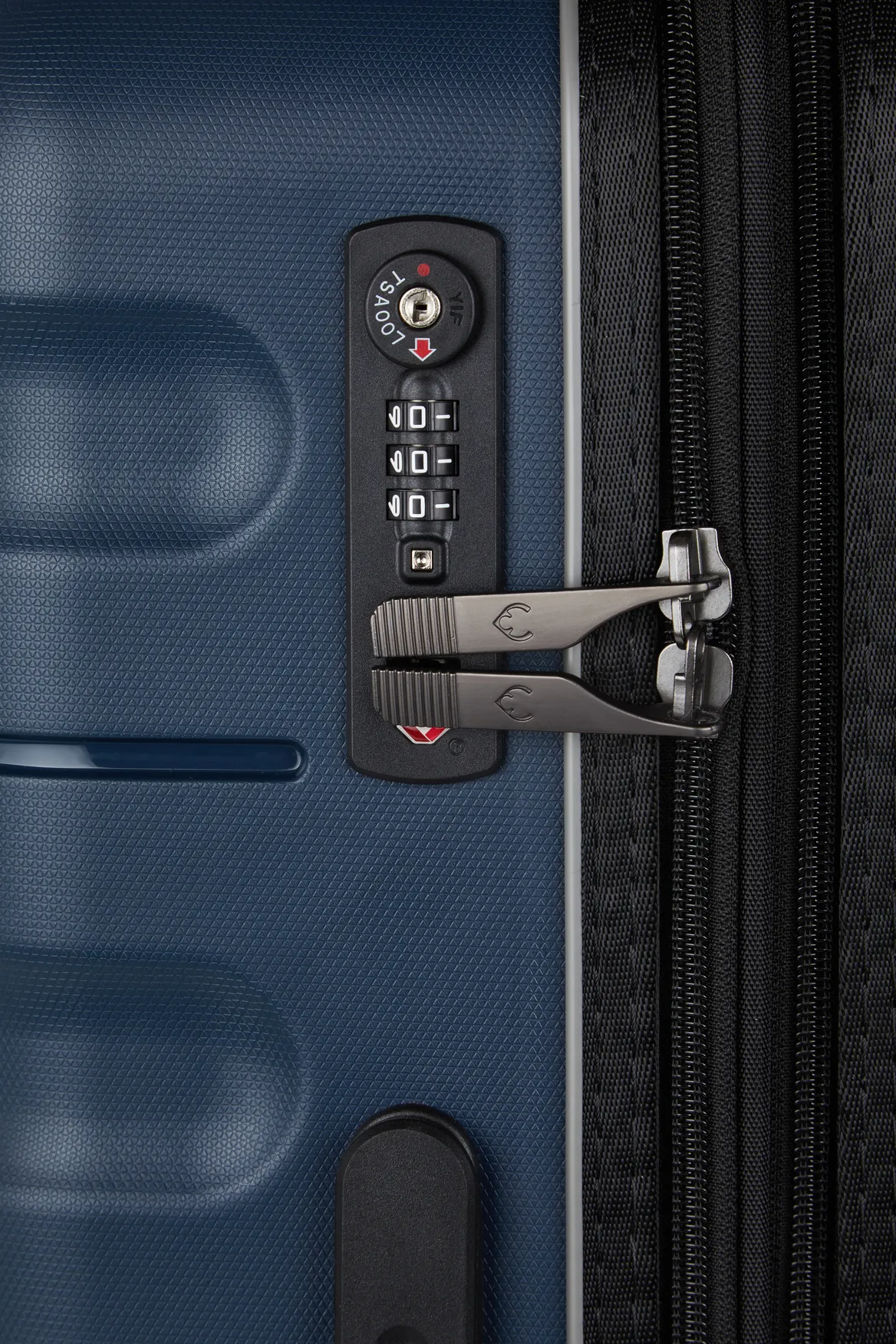 Lincoln Carry-On 55cm Suitcase