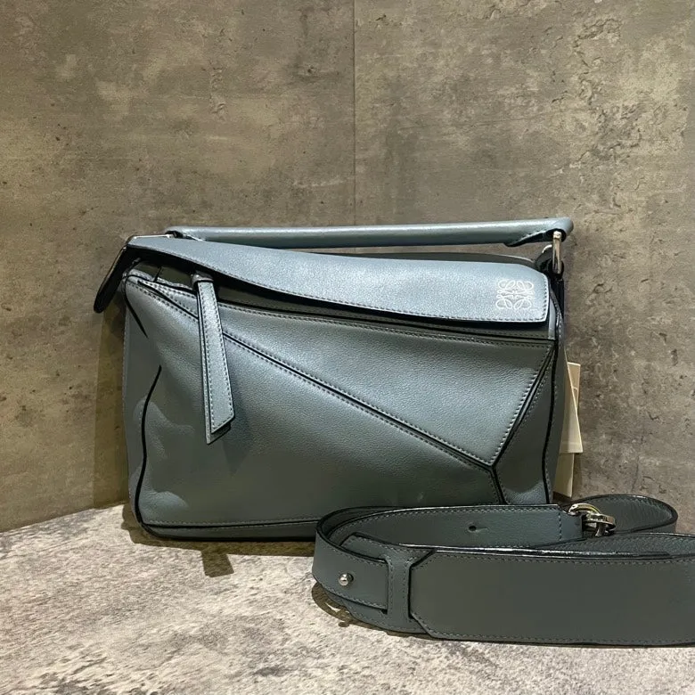 Loewe Puzzle Green Leather Shoulder Bag Medium