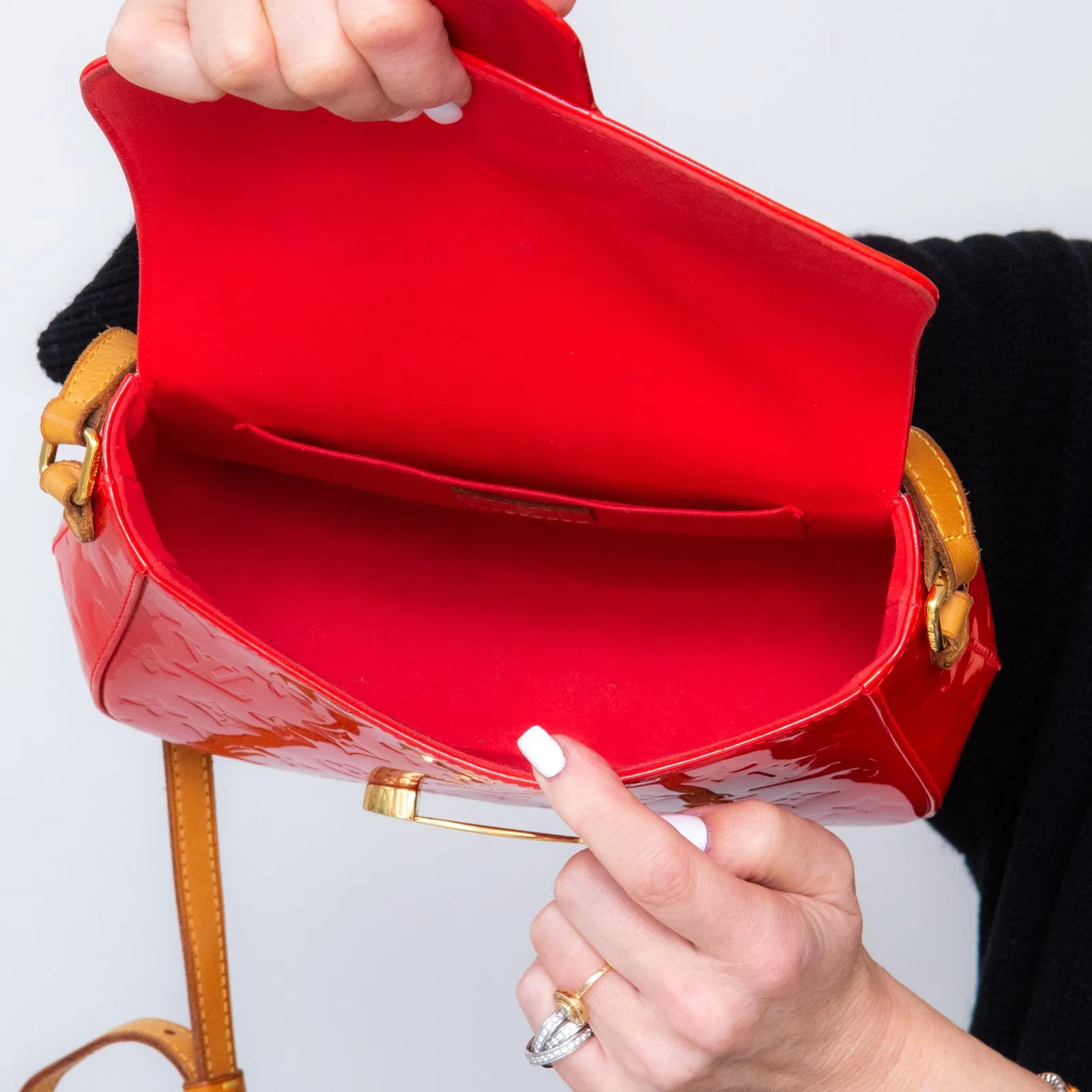Louis Vuitton Bellflower Vernis Grenadine Crossbody Bag