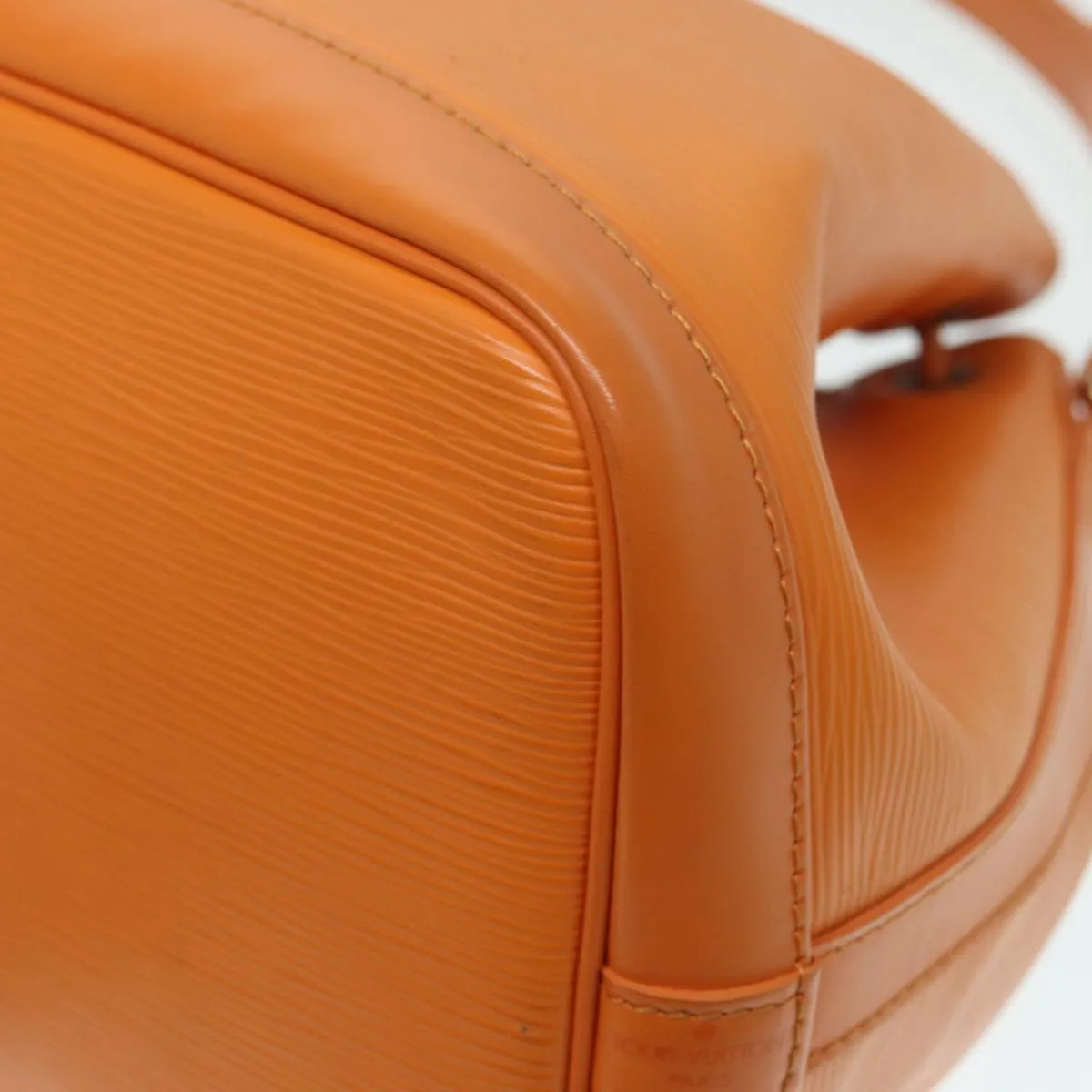 LOUIS VUITTON Epi Petit Noe Shoulder Bag Orange Mandarin M5901H LV Auth 87364