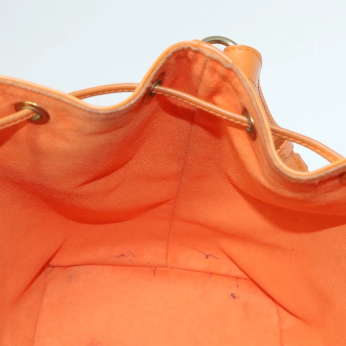 LOUIS VUITTON Epi Petit Noe Shoulder Bag Orange Mandarin M5901H LV Auth 87364