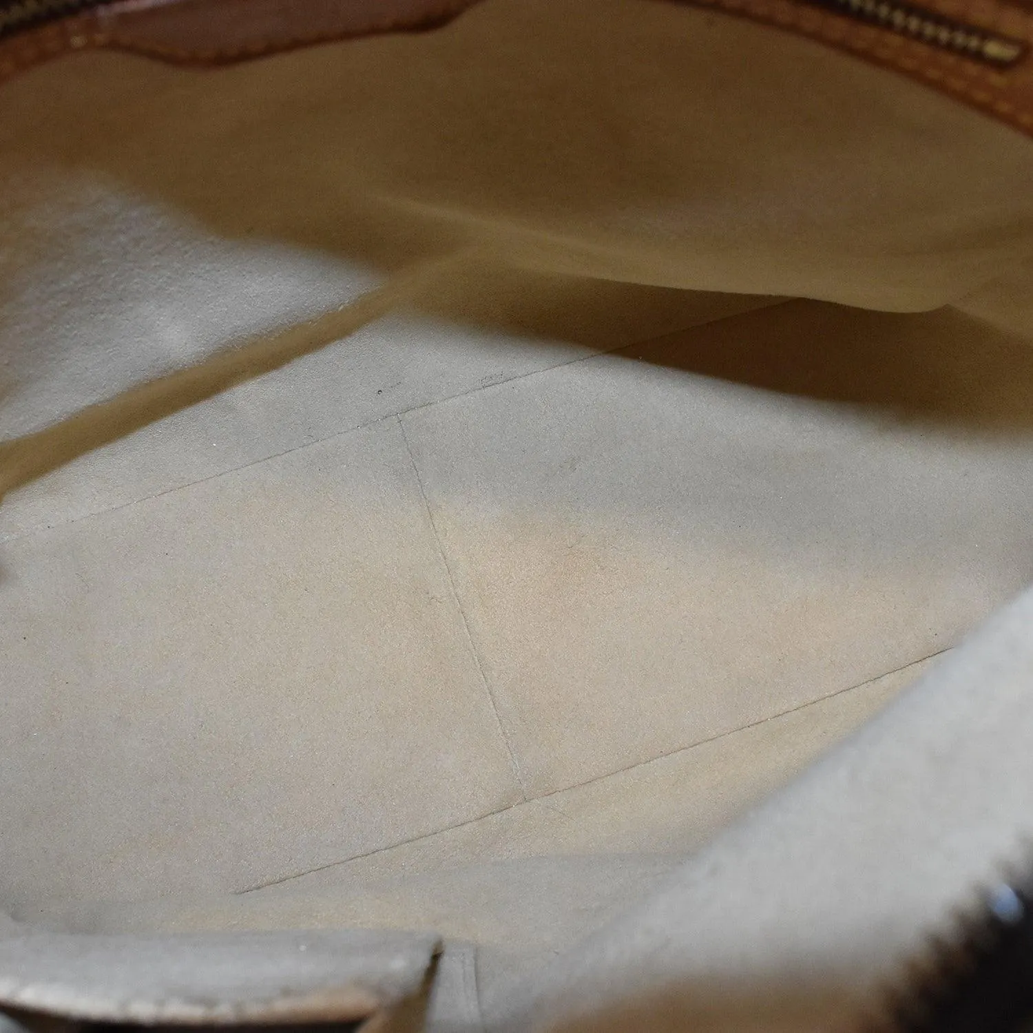 Louis Vuitton 'Looping GM' Shoulder Bag
