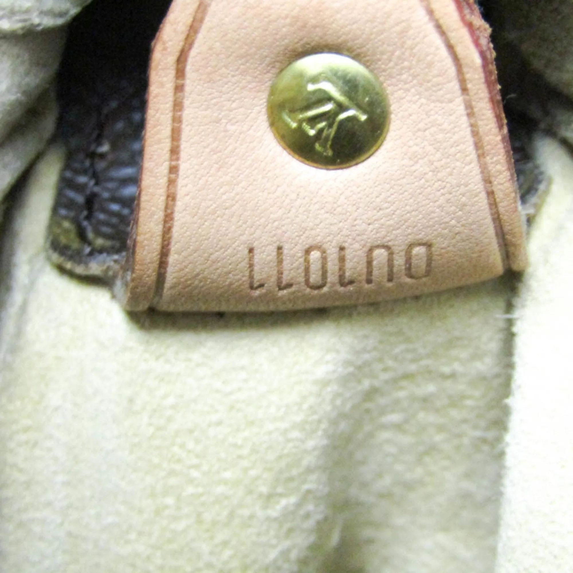 LOUIS VUITTON Looping Shoulder Bag