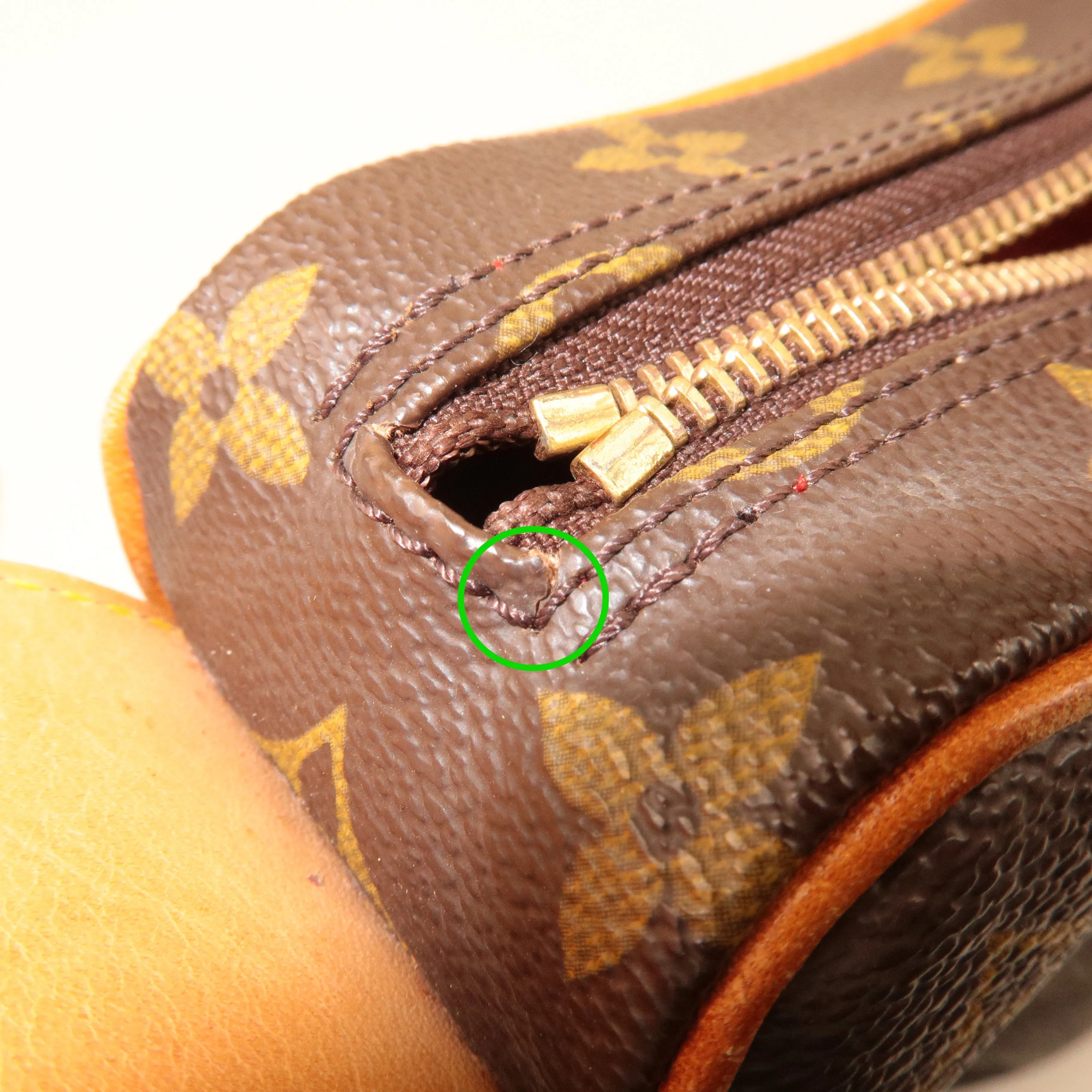 Louis Vuitton Monogram Croissant MM Shoulder Bag Hand Bag M51512