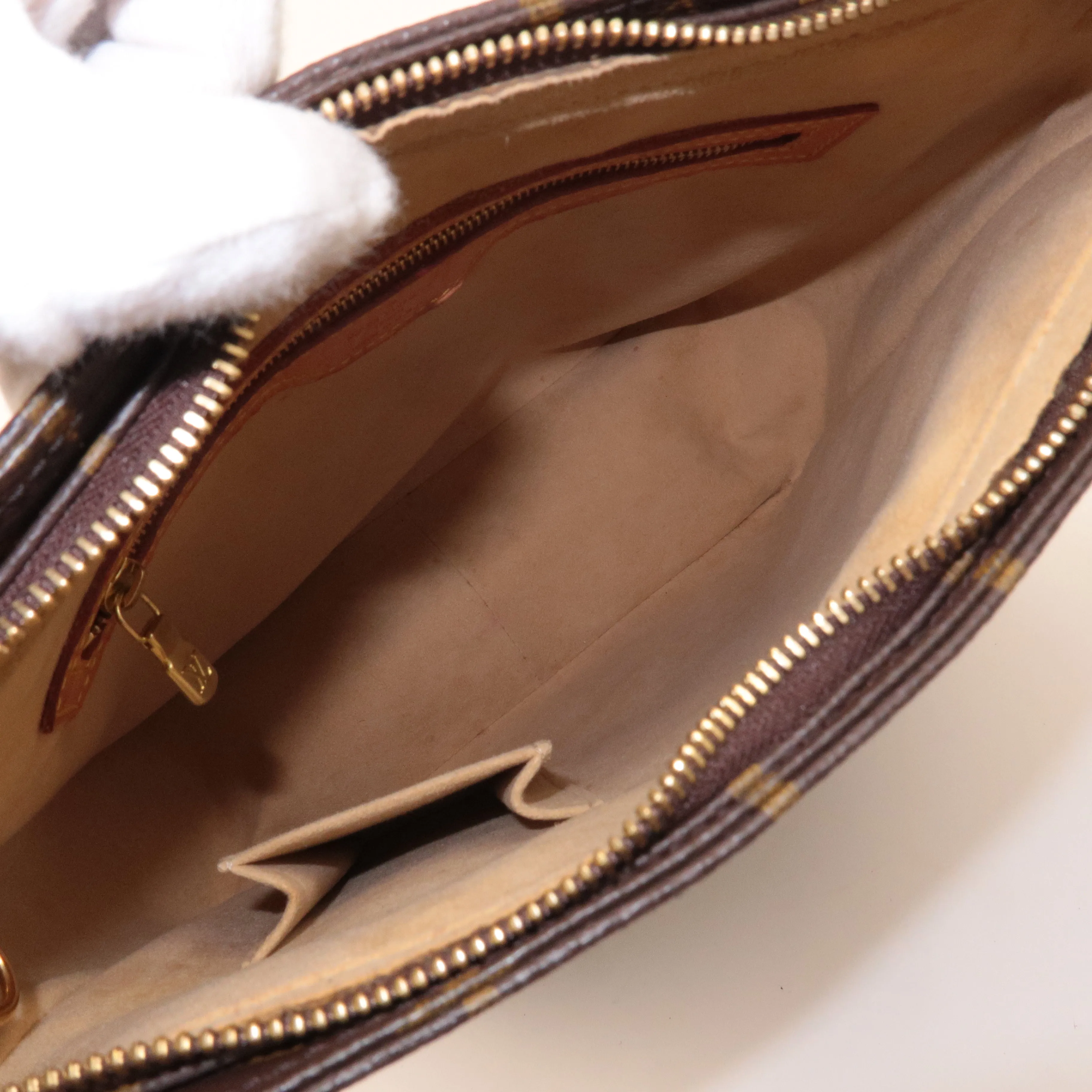 Louis Vuitton Monogram Looping GM Shoulder Bag M51145