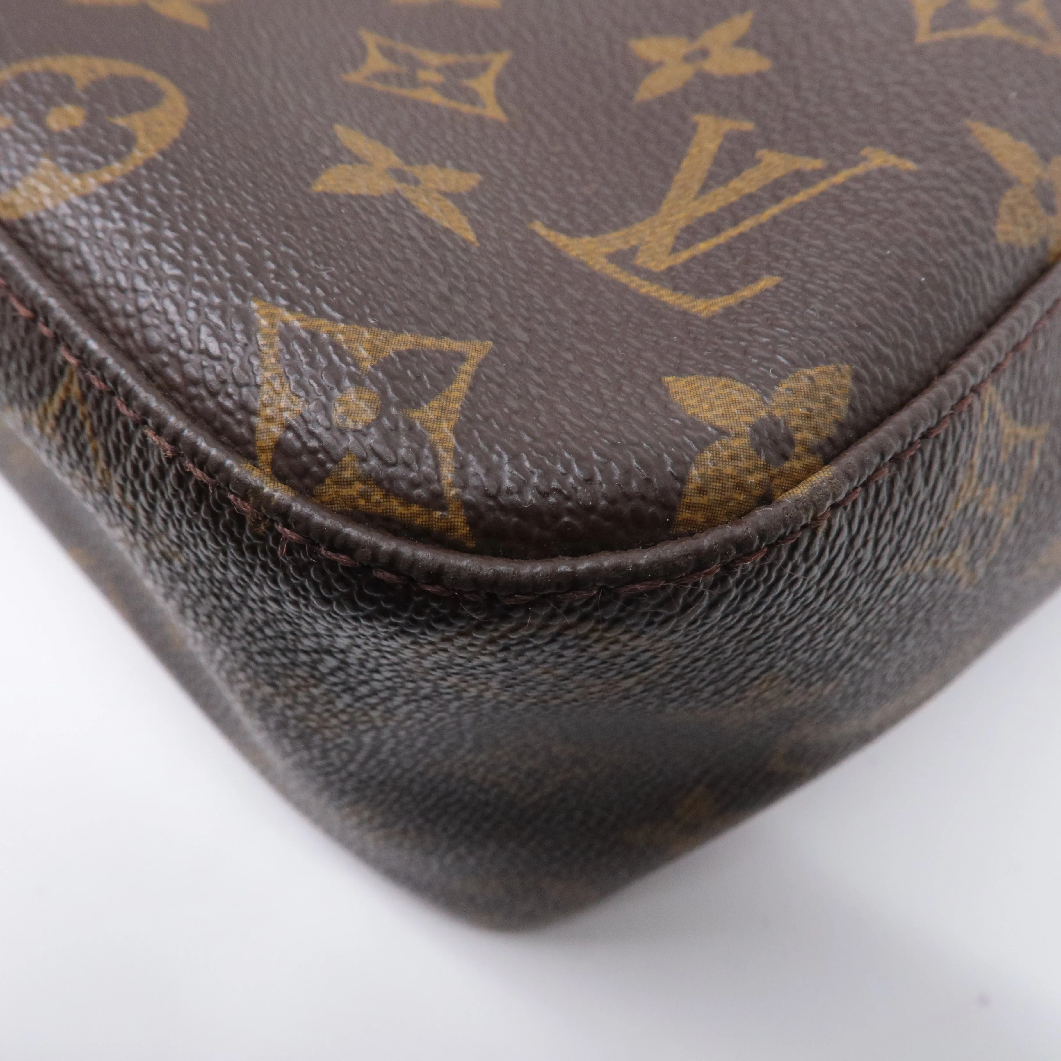 Louis Vuitton Monogram Looping GM Shoulder Bag M51145