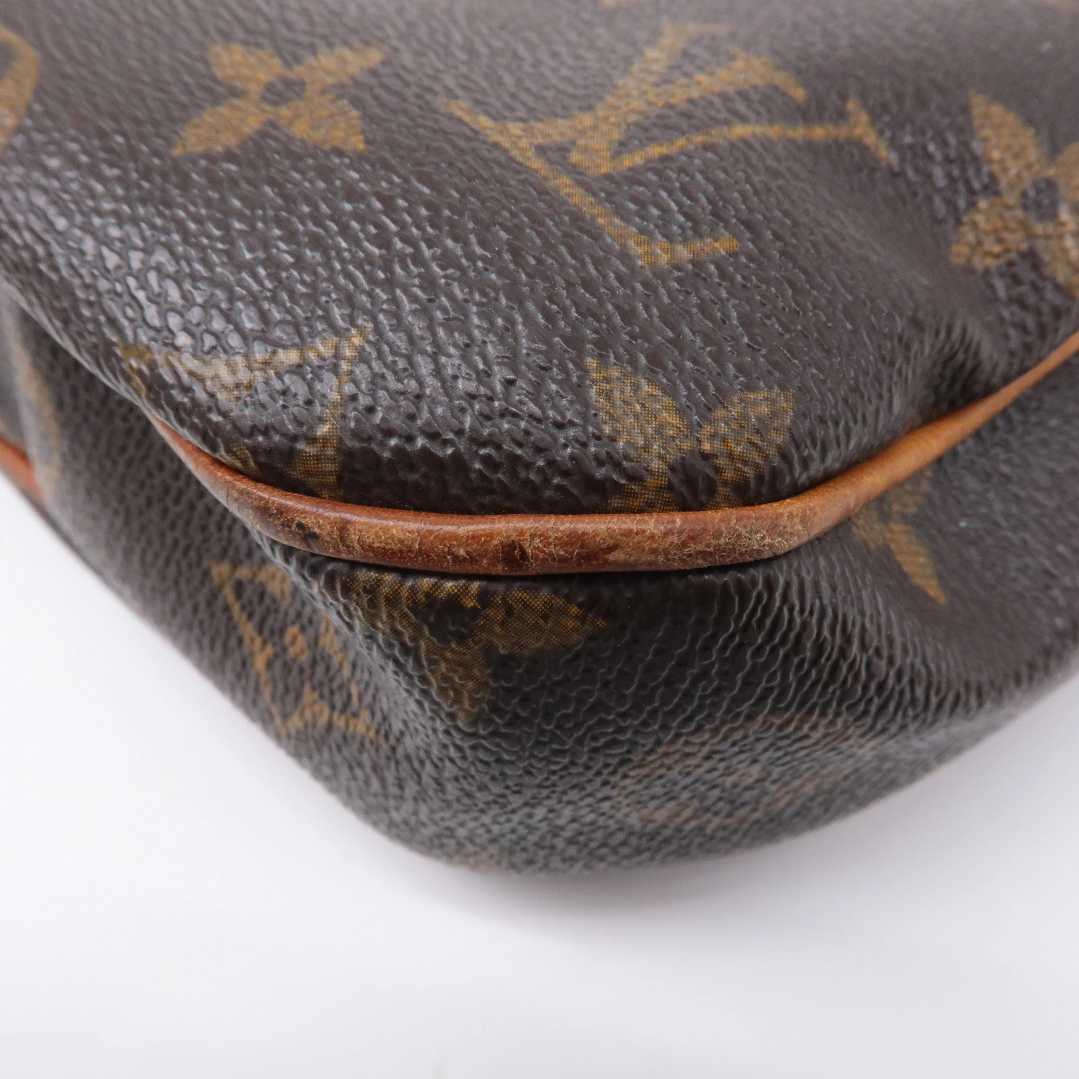 Louis Vuitton Monogram Odeon MM Crossbody Shoulder Bag M56389