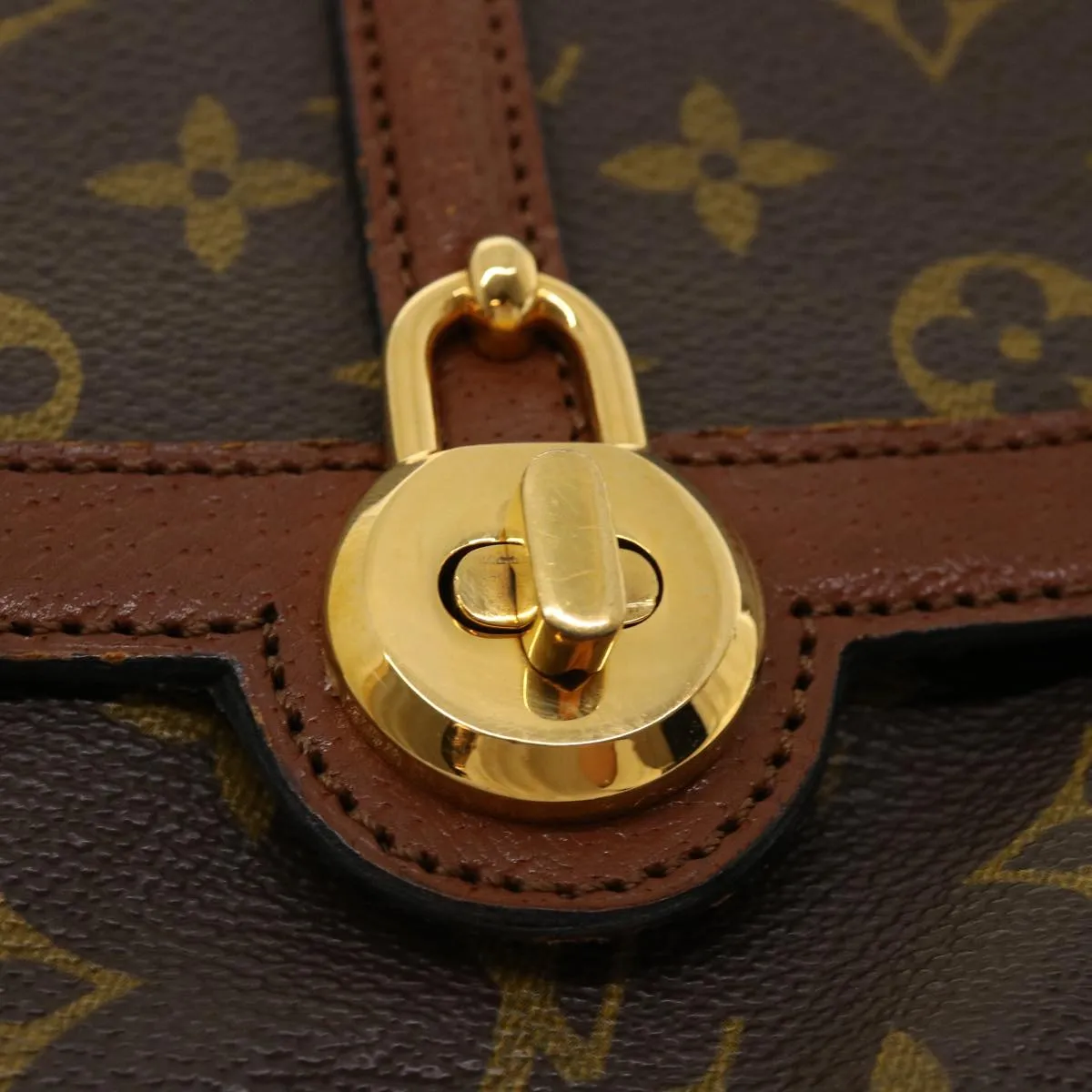 LOUIS VUITTON Monogram SacRabat Shoulder Bag Vintage No170 LV Auth ar7902B